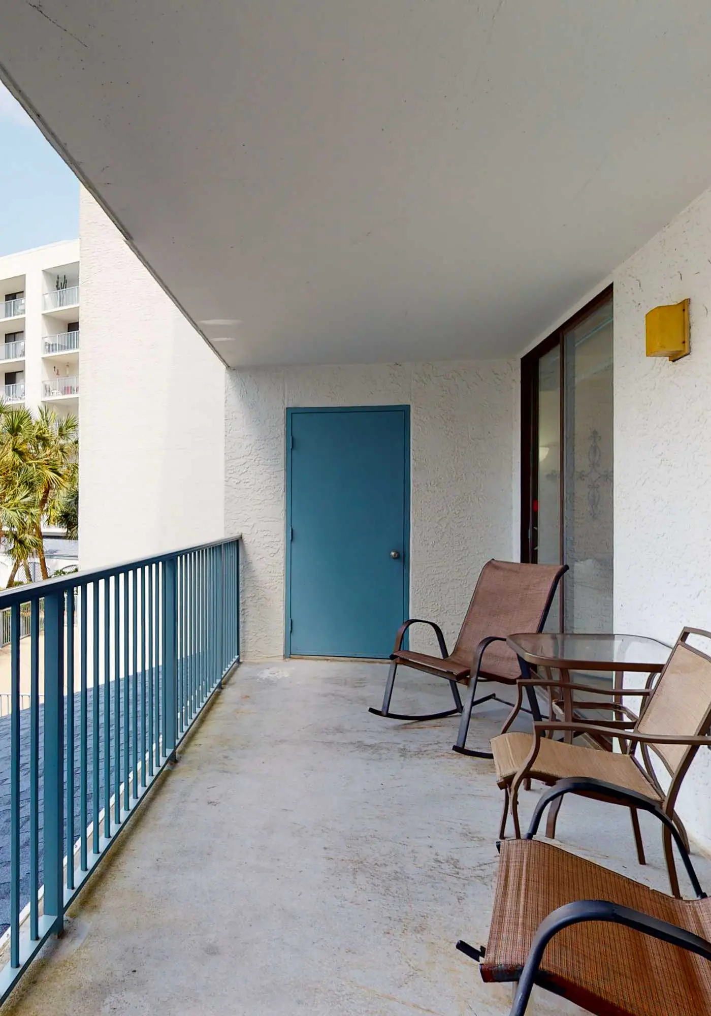 Inviting Condo w/ Shared Pools, Hot Tub, Tennis, & Beach Access