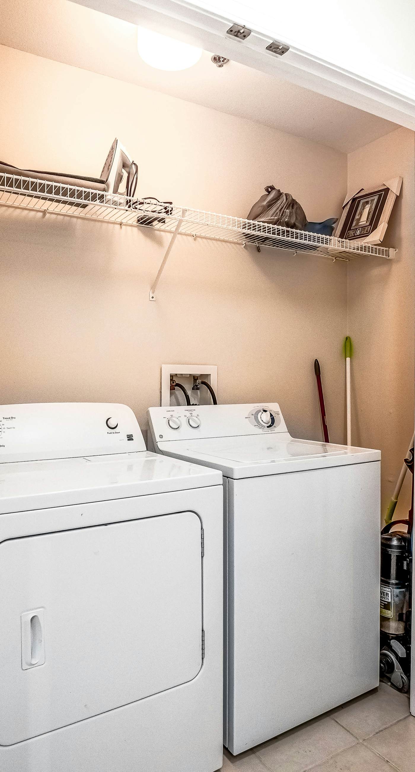 Ocean & Gulf front condo w/furnished balcony, shared in/outdoor pools, & hot tub