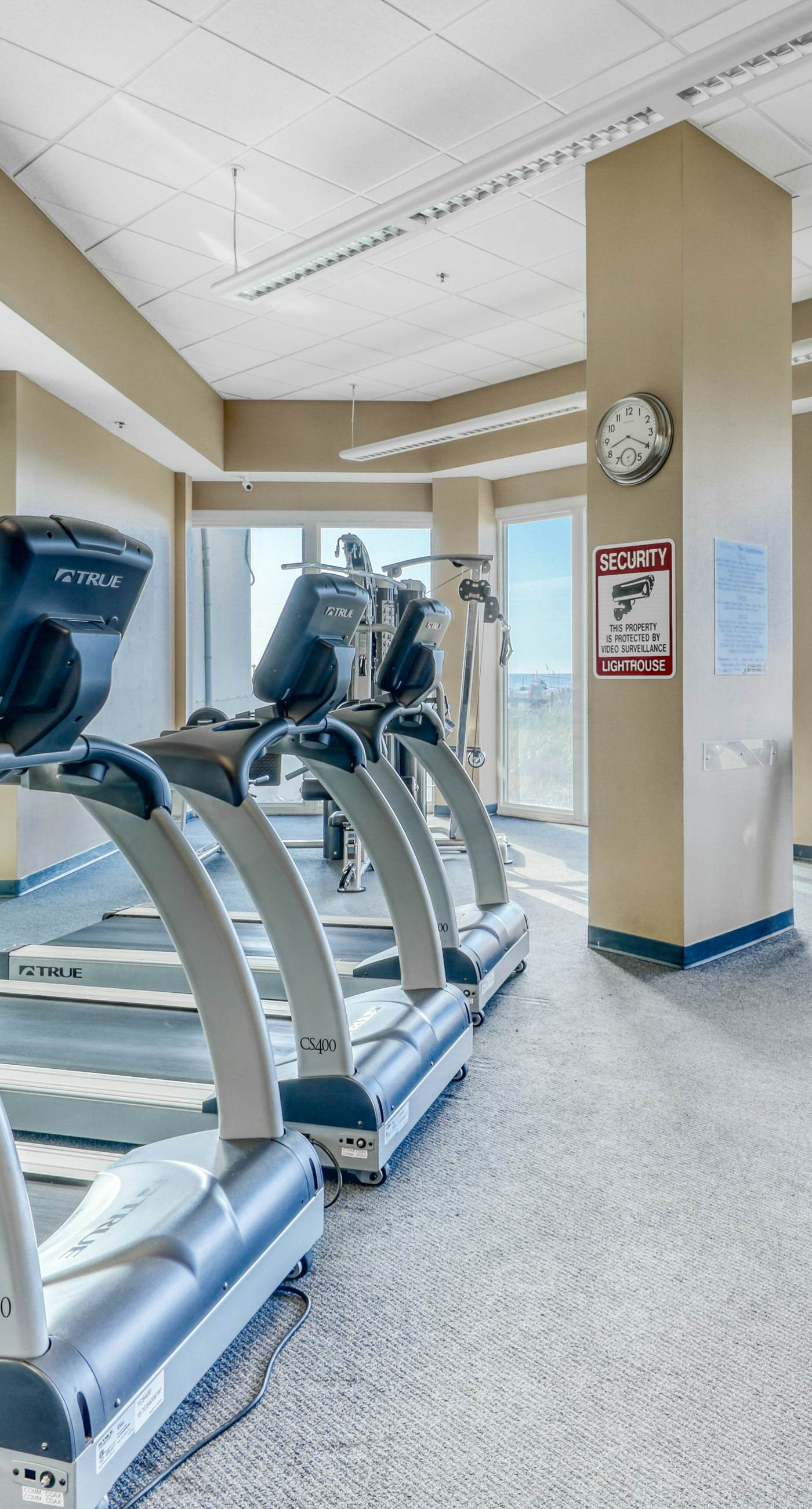 Ocean & Gulf front condo w/furnished balcony, shared in/outdoor pools, & hot tub