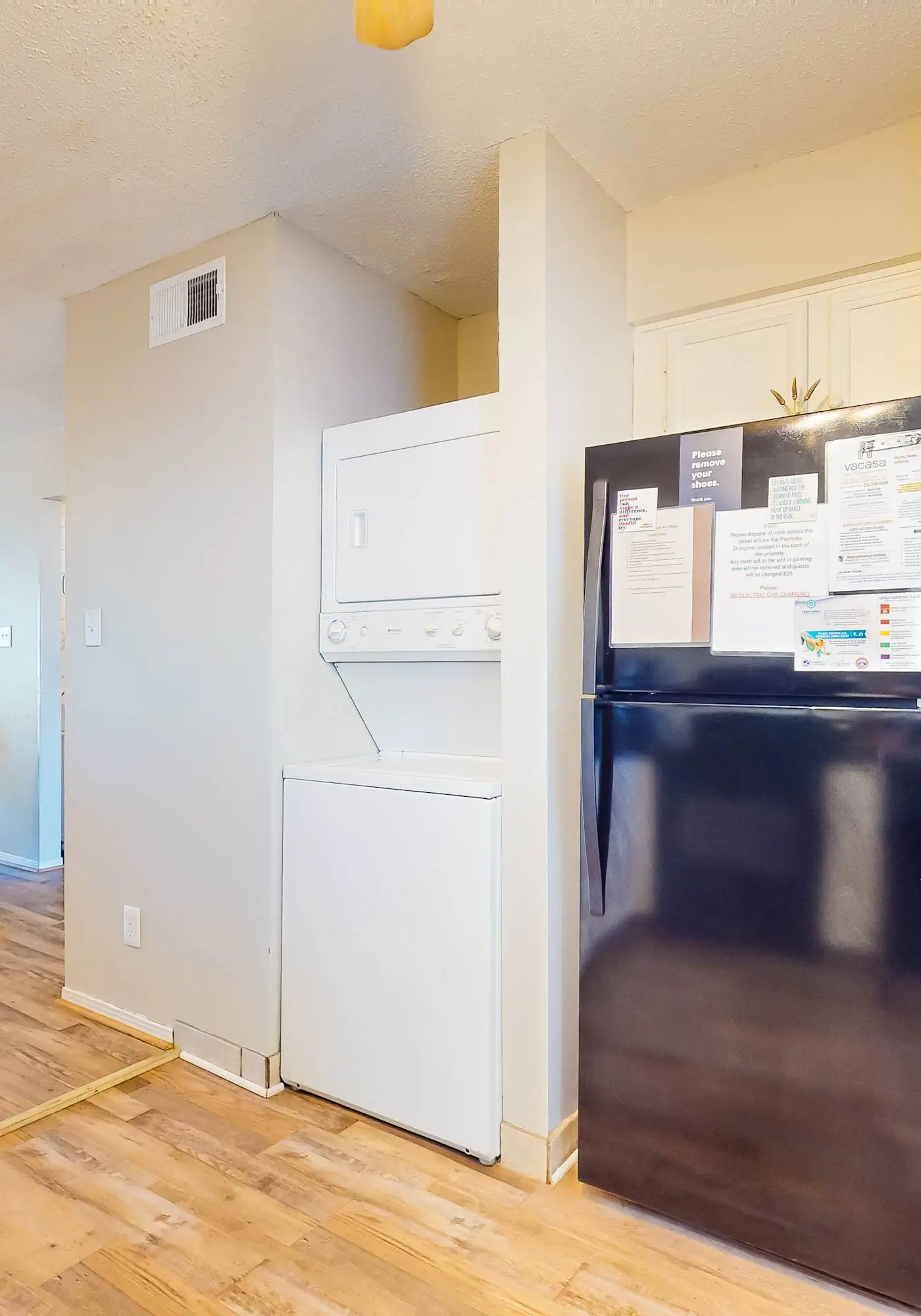 Condo with parking and location near the beach, pools, amazing views