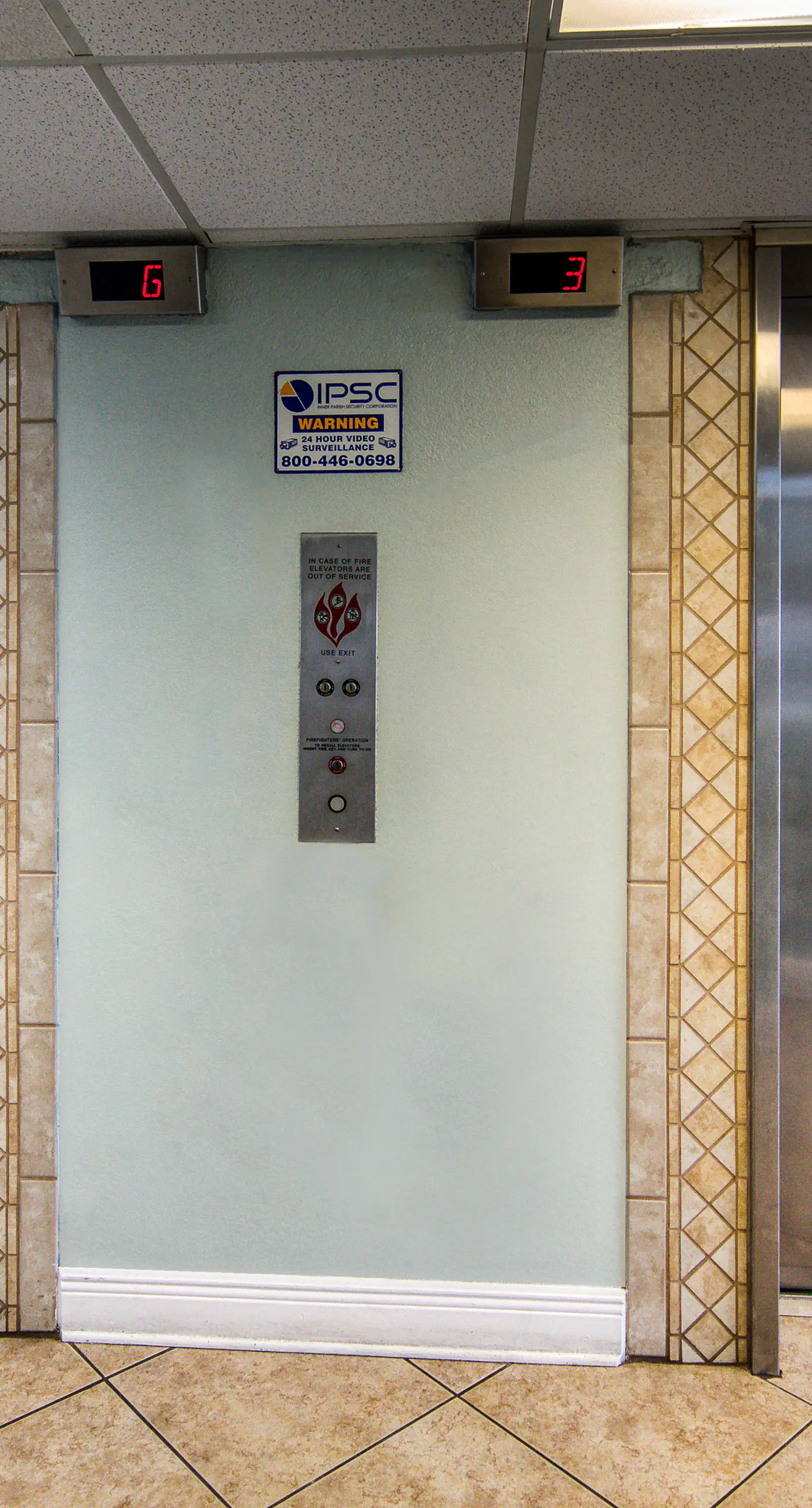 Spacious condo with pool & hot tub - tennis available on-site