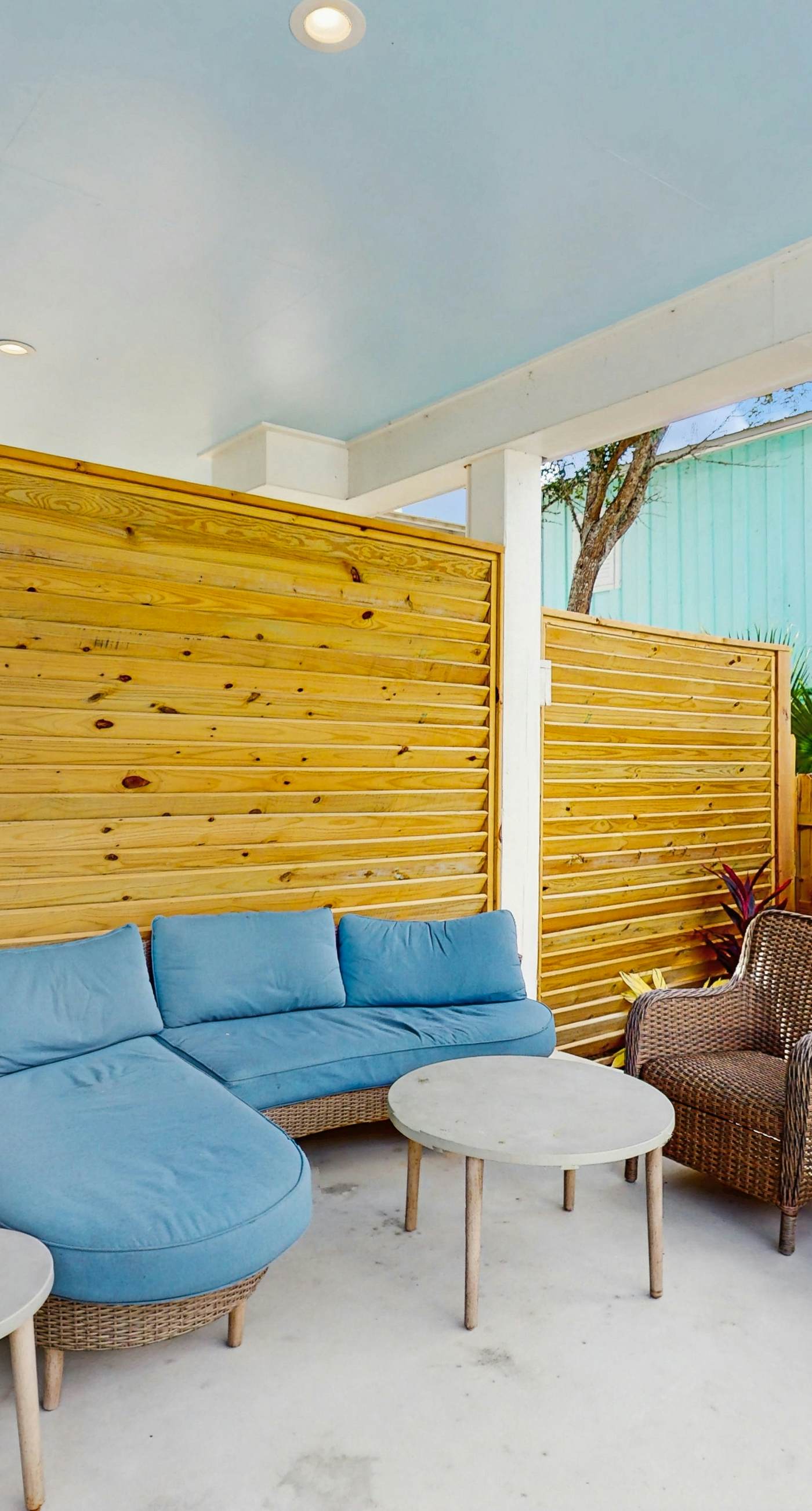 New dog-friendly home with a private pool near the Gulf