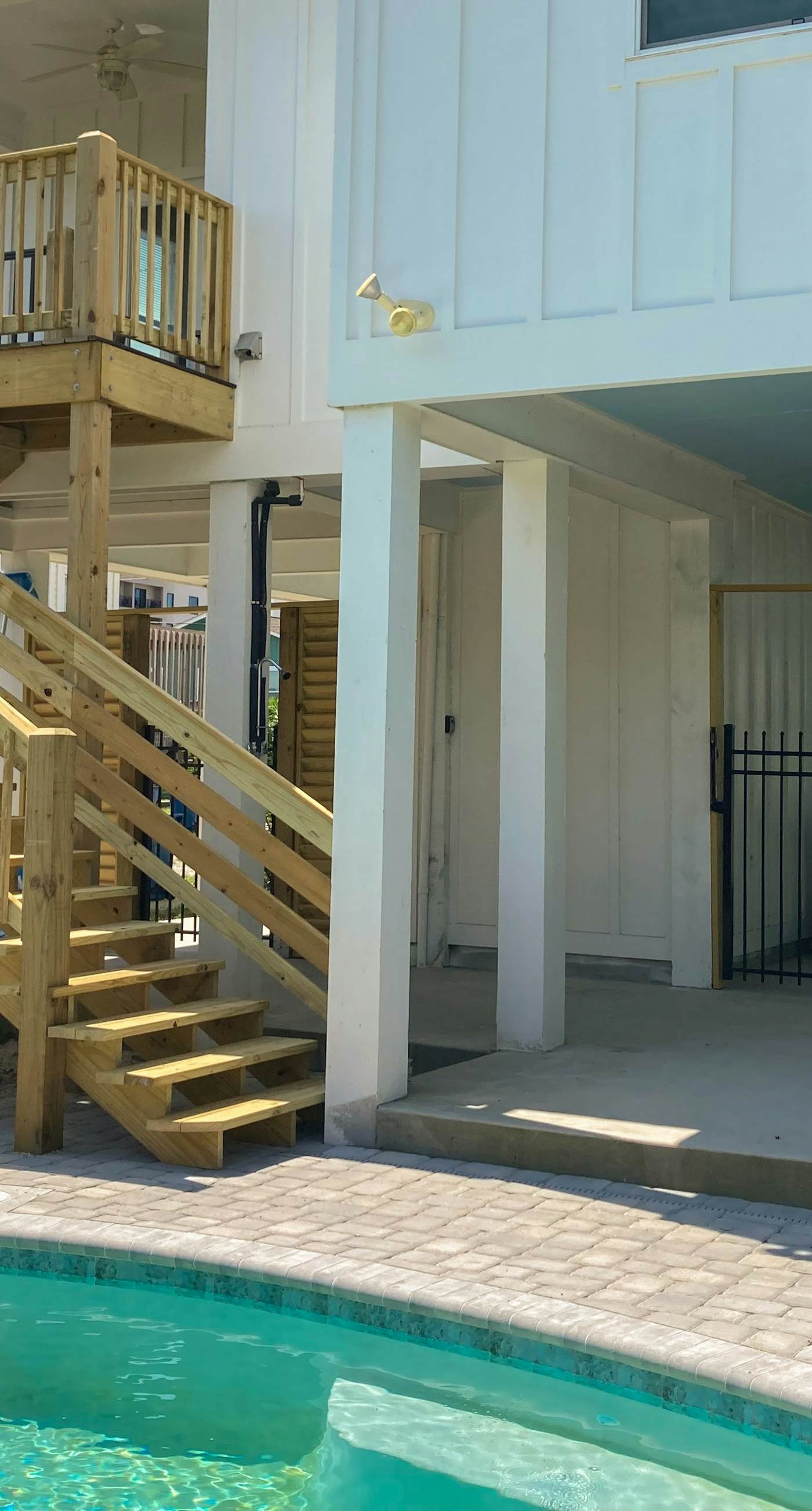 New dog-friendly home with a private pool near the Gulf