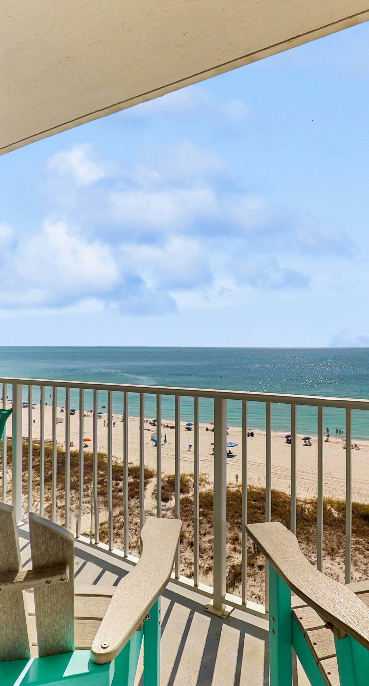 Waterfront getaway w/ gorgeous beach views & an outdoor pool!