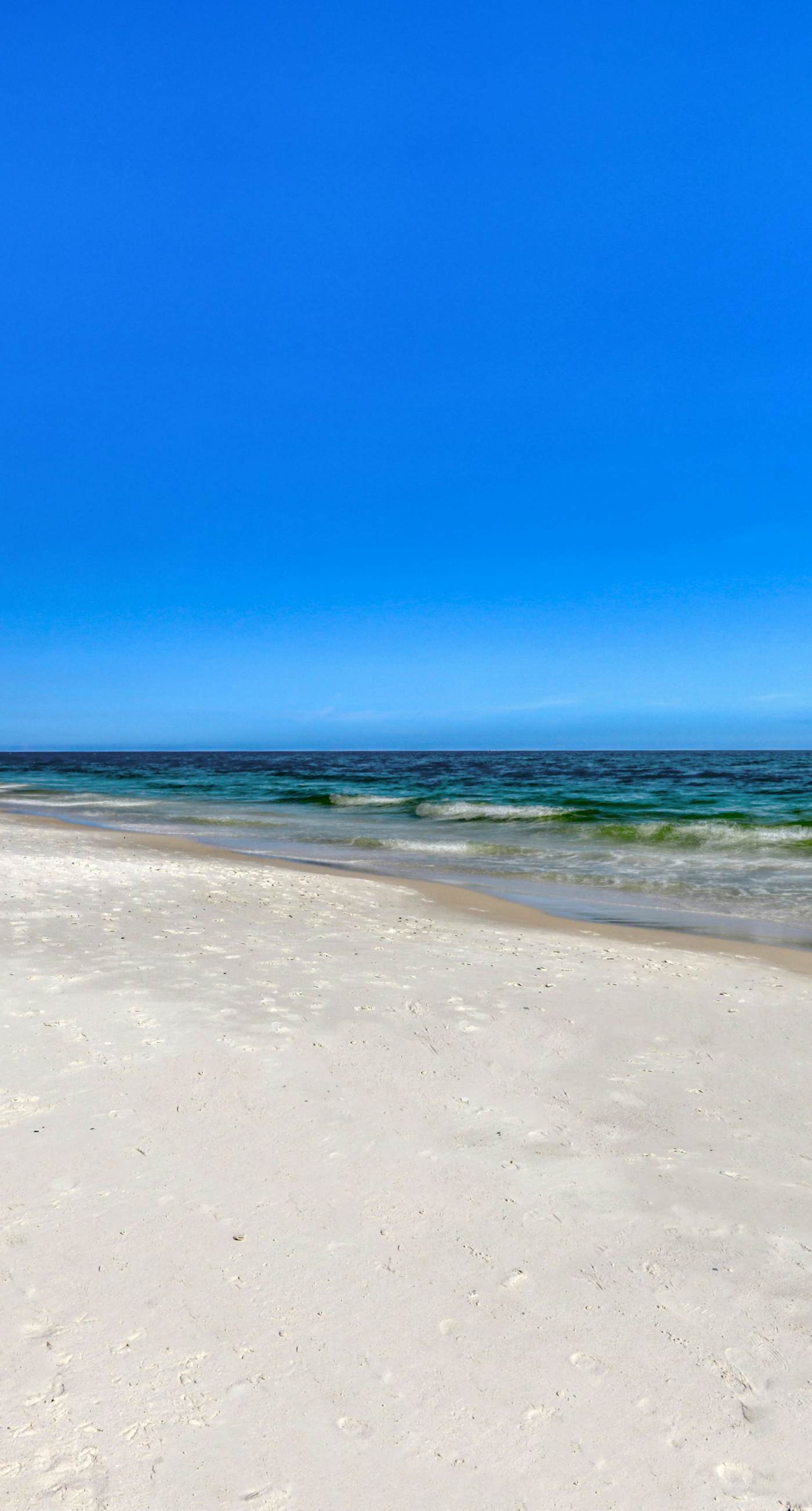 Waterfront getaway w/ gorgeous beach views & an outdoor pool!