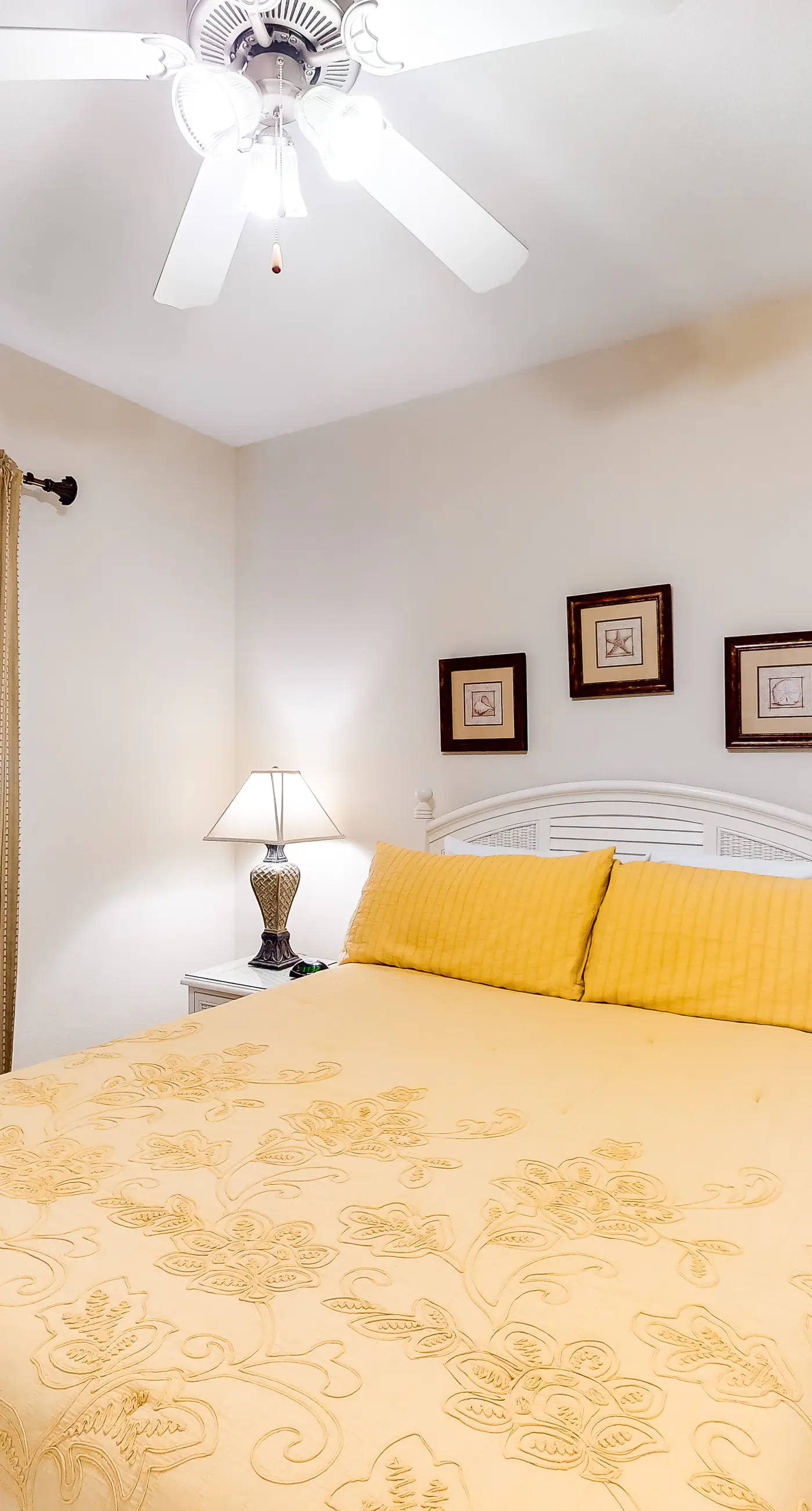 Gulf-view condo with outdoor & indoor pools, hot tub, lazy river & beach access