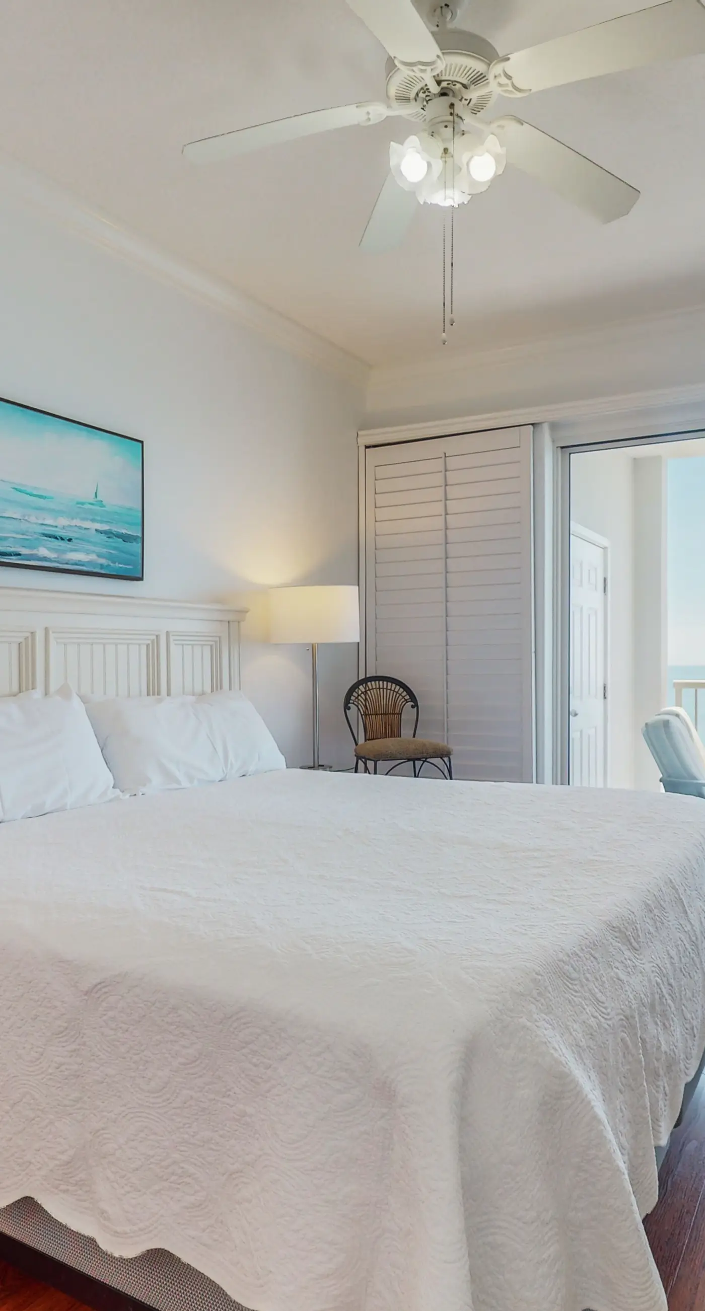 Penthouse-level, waterfront condo with epic Gulf-view balcony, pools, & gym