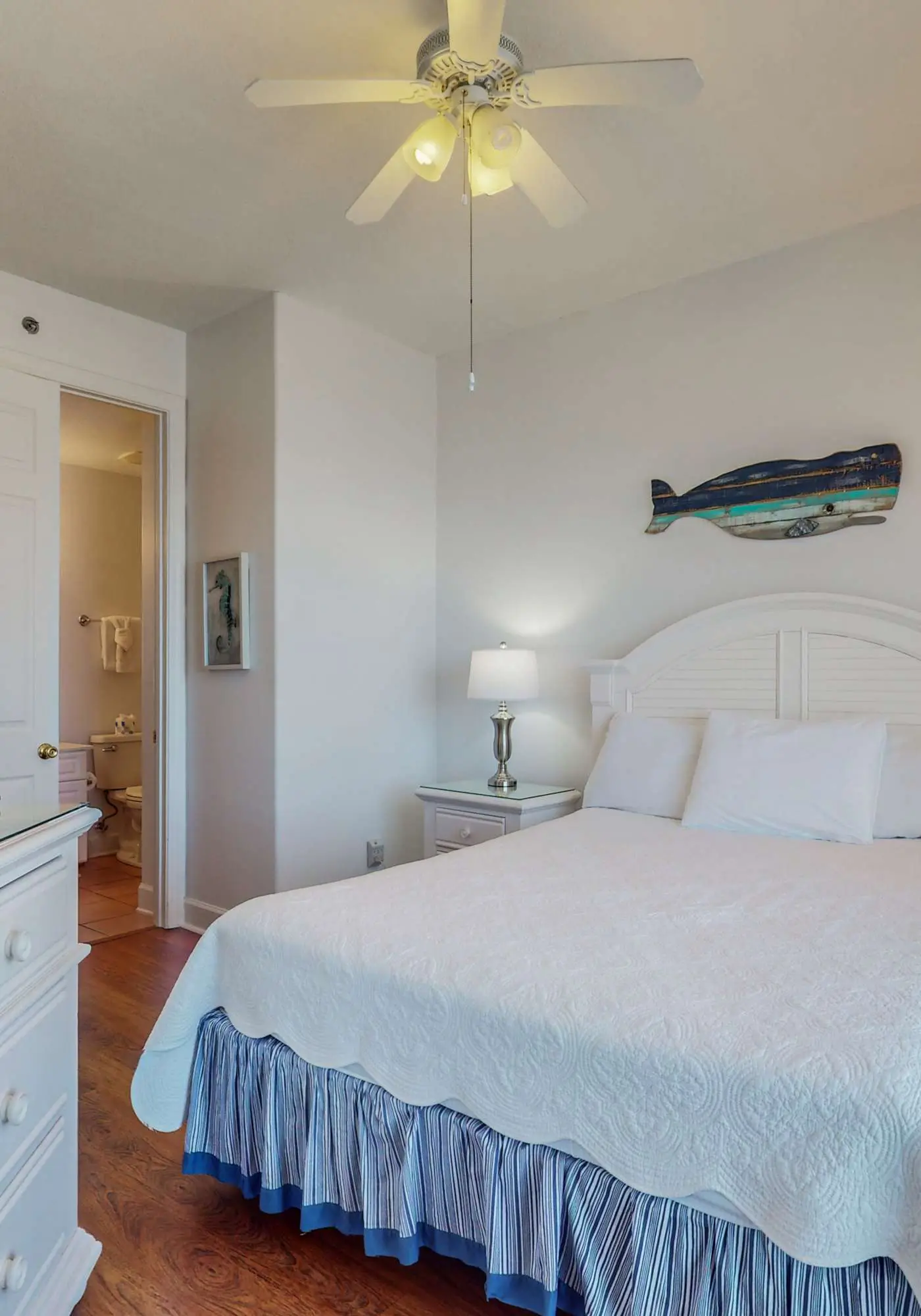Penthouse-level, waterfront condo with epic Gulf-view balcony, pools, & gym