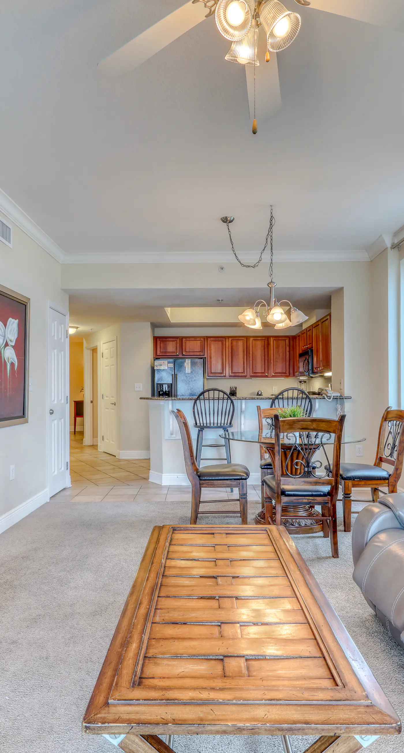 Corner condo with Gulf lagoon views, beach access & pools lazy river