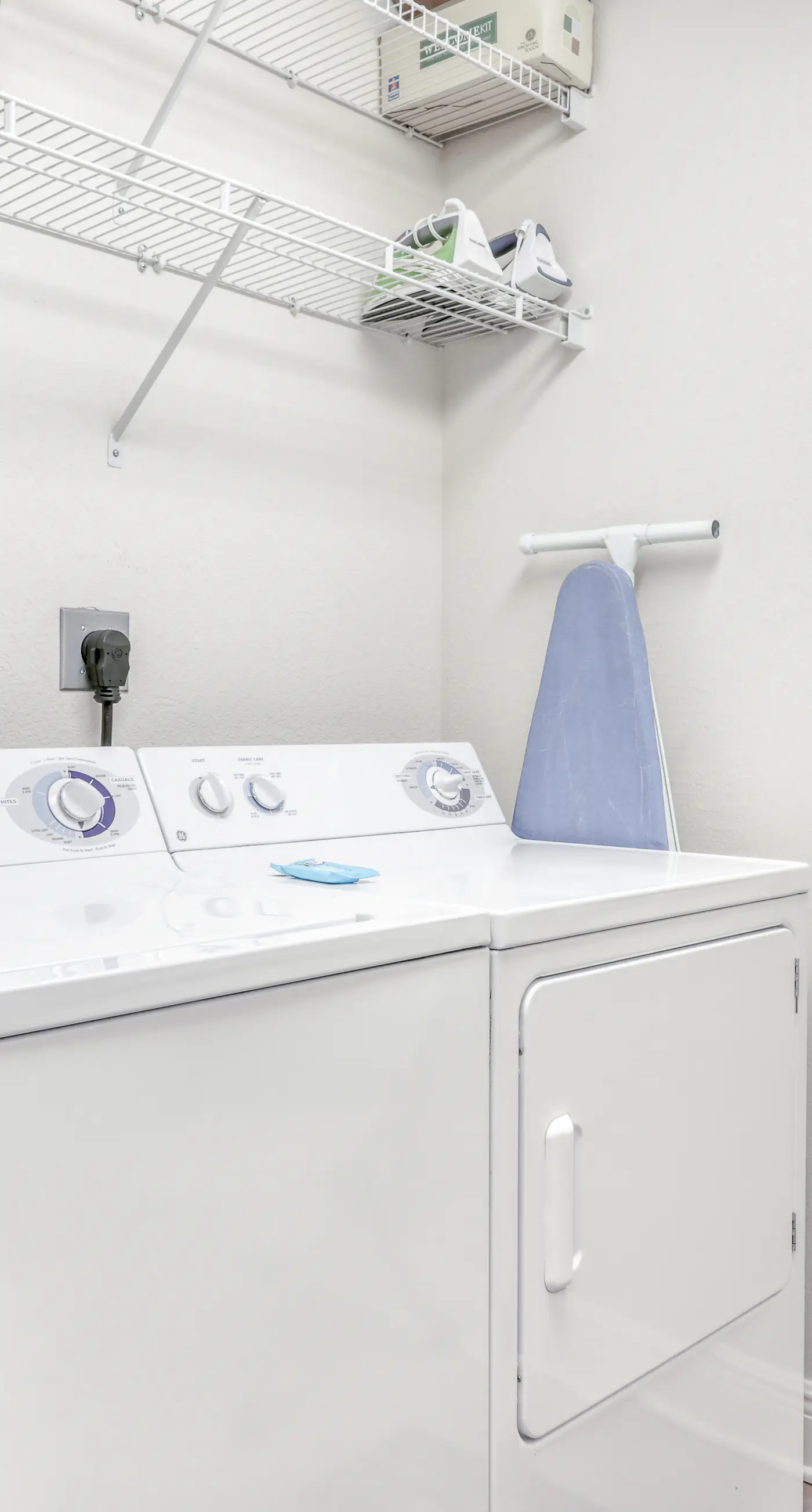 Corner condo with Gulf lagoon views, beach access & pools lazy river