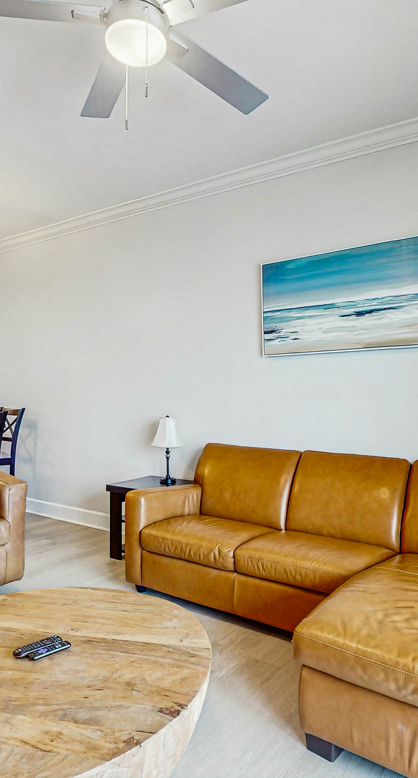 Gulf front condo with community outdoor & indoor pool, hot tub & fitness center