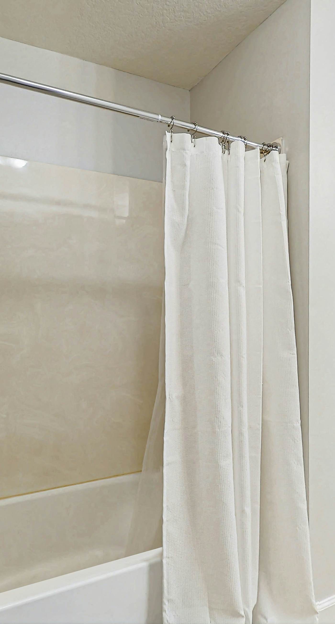 Gulf front condo with community outdoor & indoor pool, hot tub & fitness center