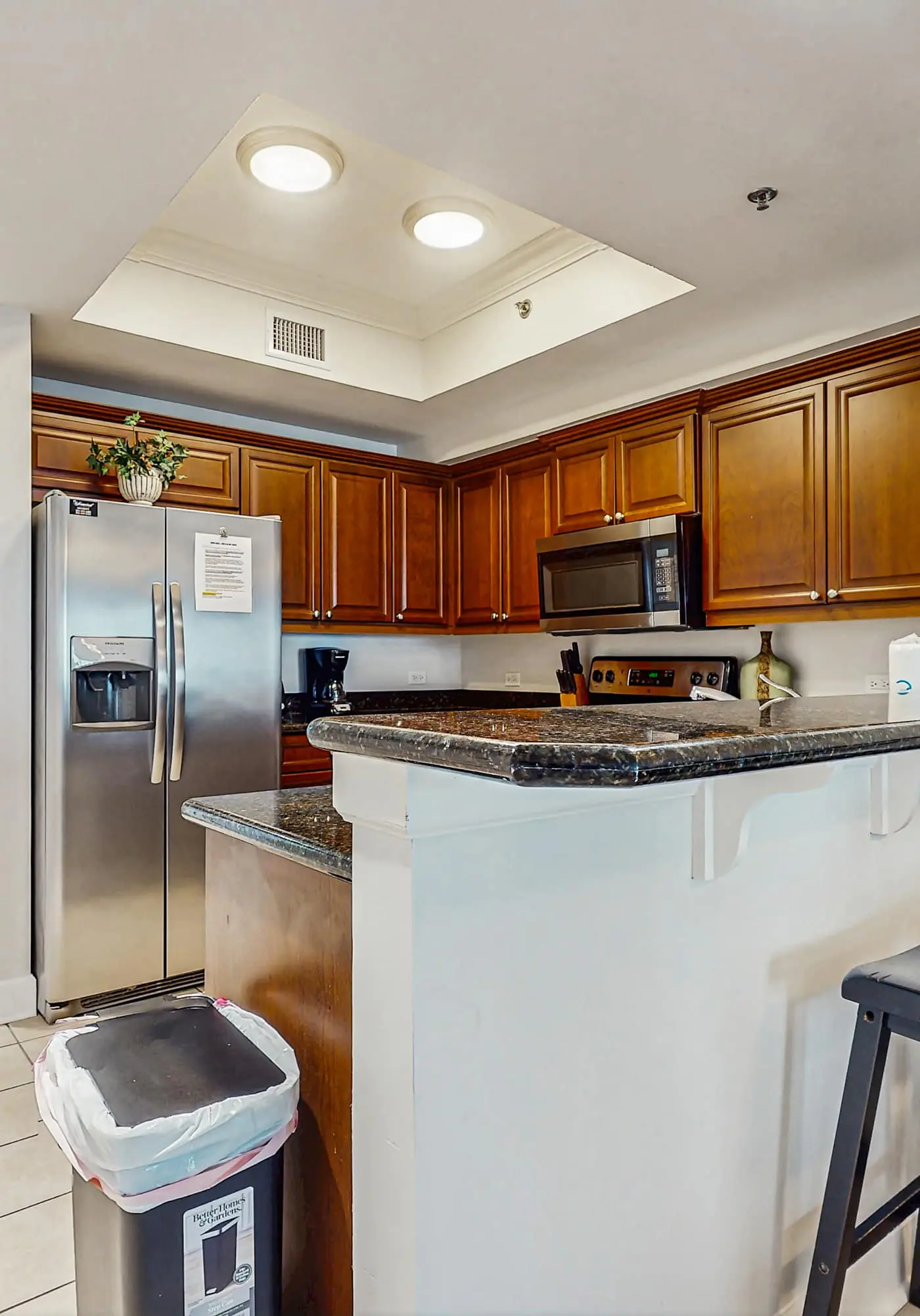 Gulf front condo with community outdoor & indoor pool, hot tub & fitness center
