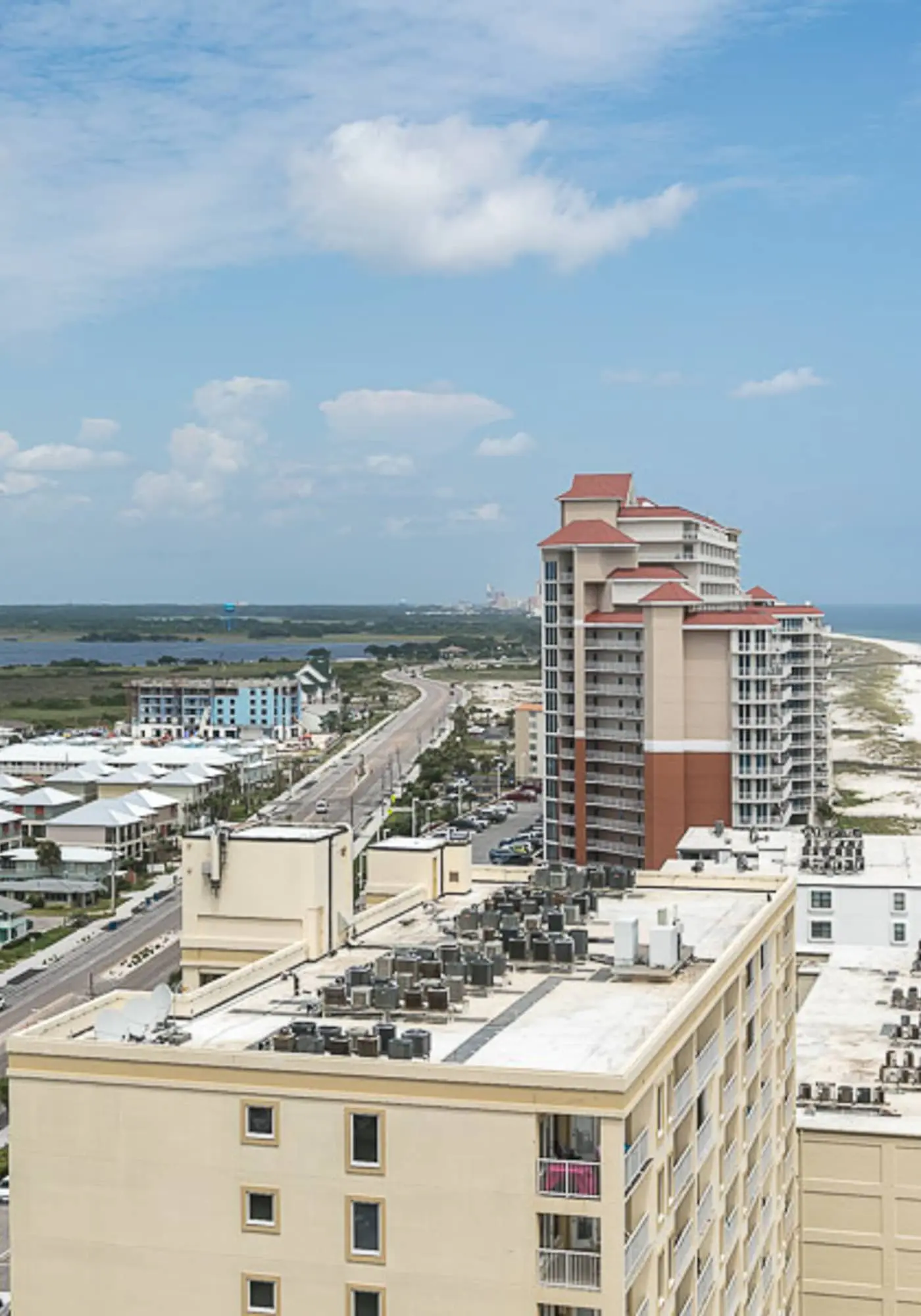 Gulf front condo with community outdoor & indoor pool, hot tub & fitness center