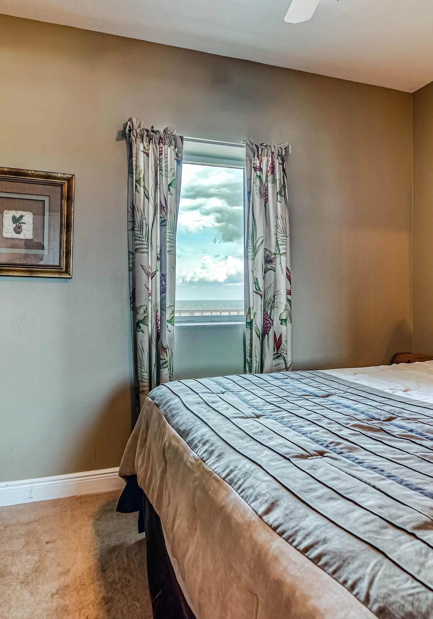 Gulf front condo with multiple community pools, a private balcony, & gym
