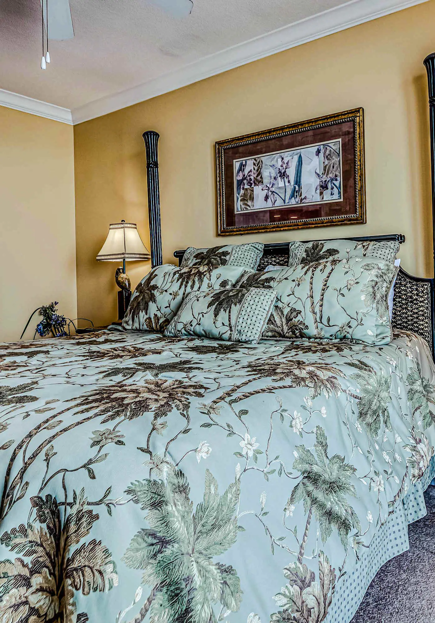 Gulf front condo with multiple community pools, a private balcony, & gym