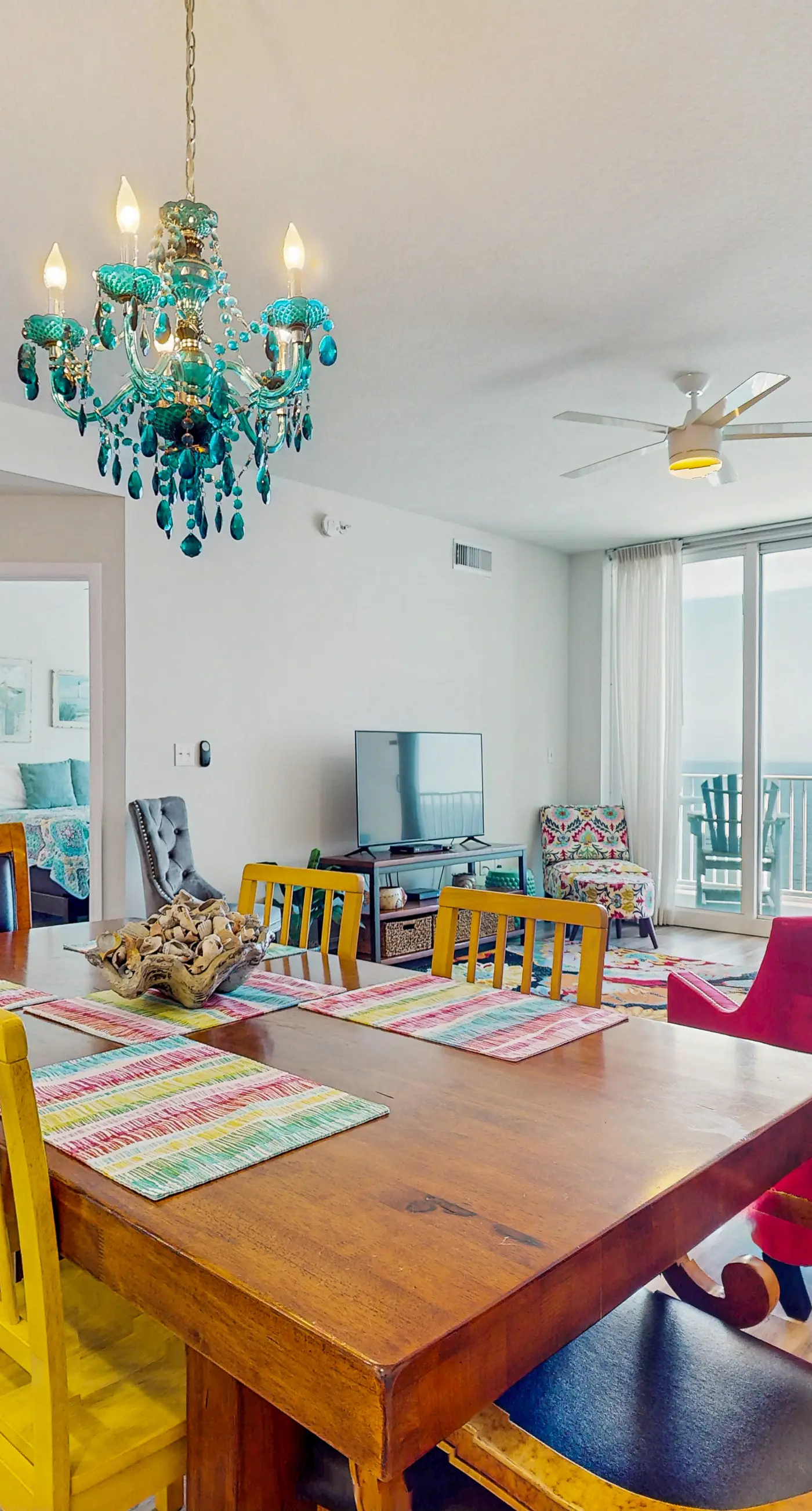 Gulf front beach condo with multiple community pools & sauna