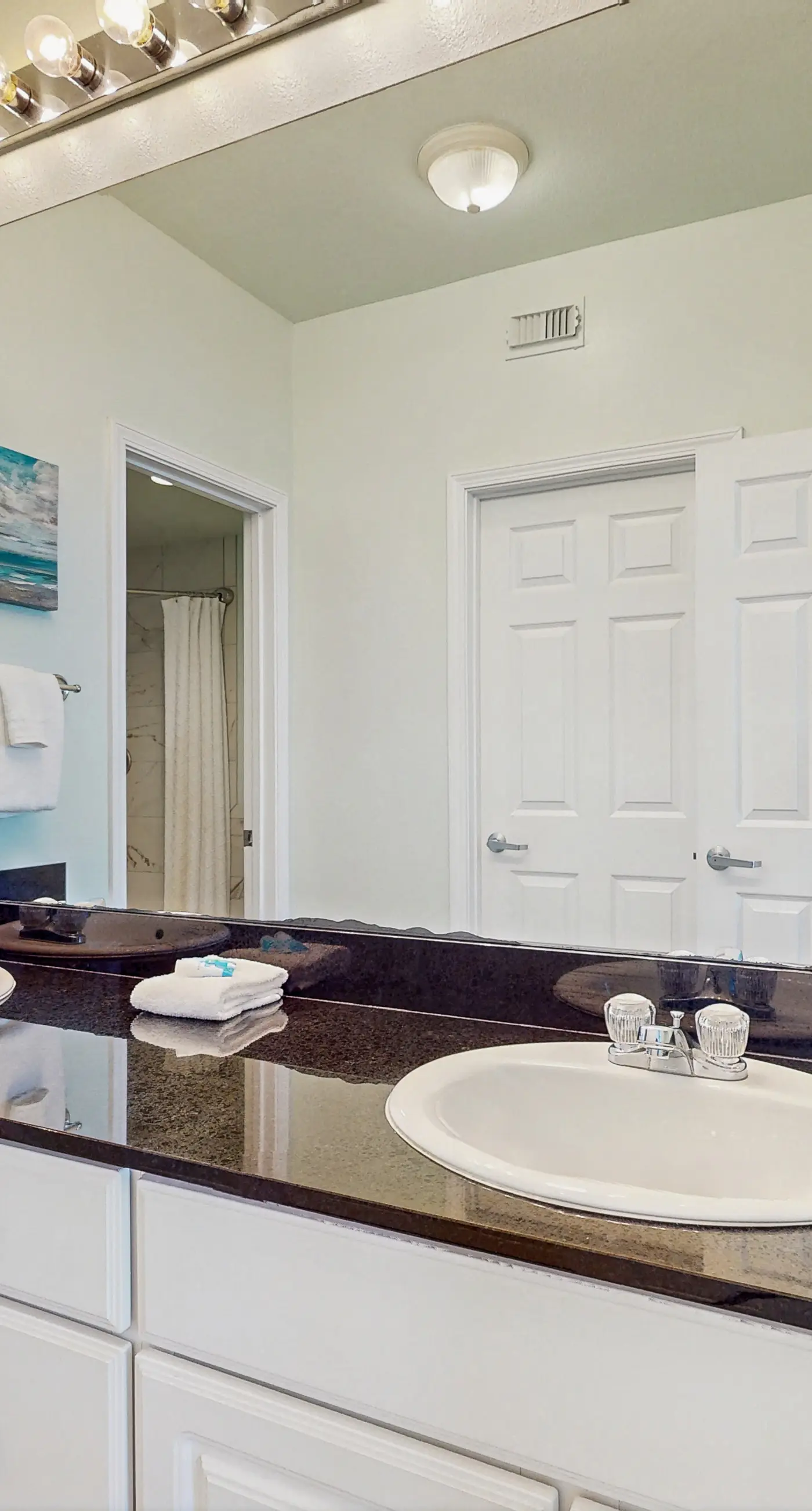 Gulf front beach condo with multiple community pools & sauna