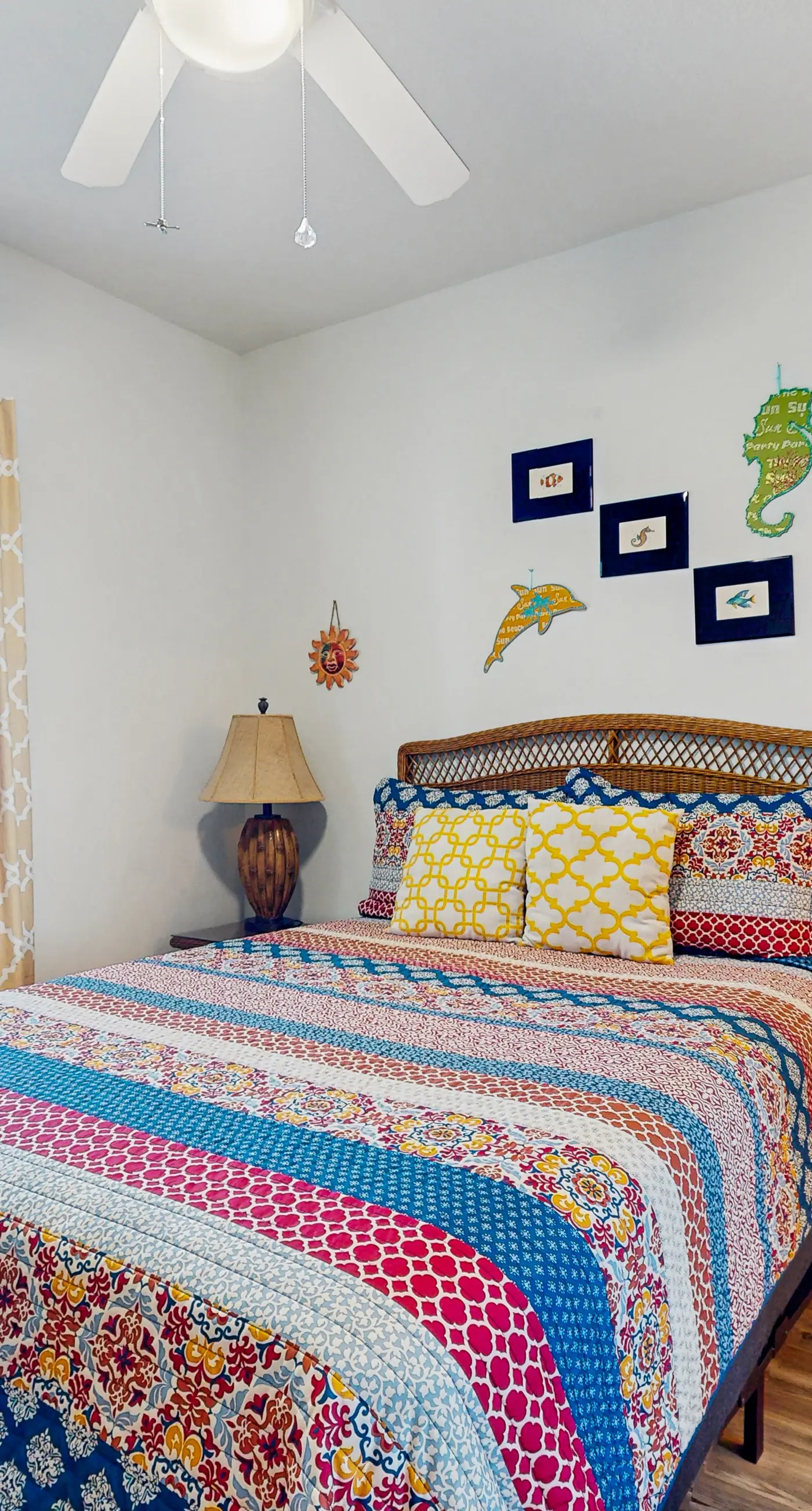 Gulf front beach condo with multiple community pools & sauna