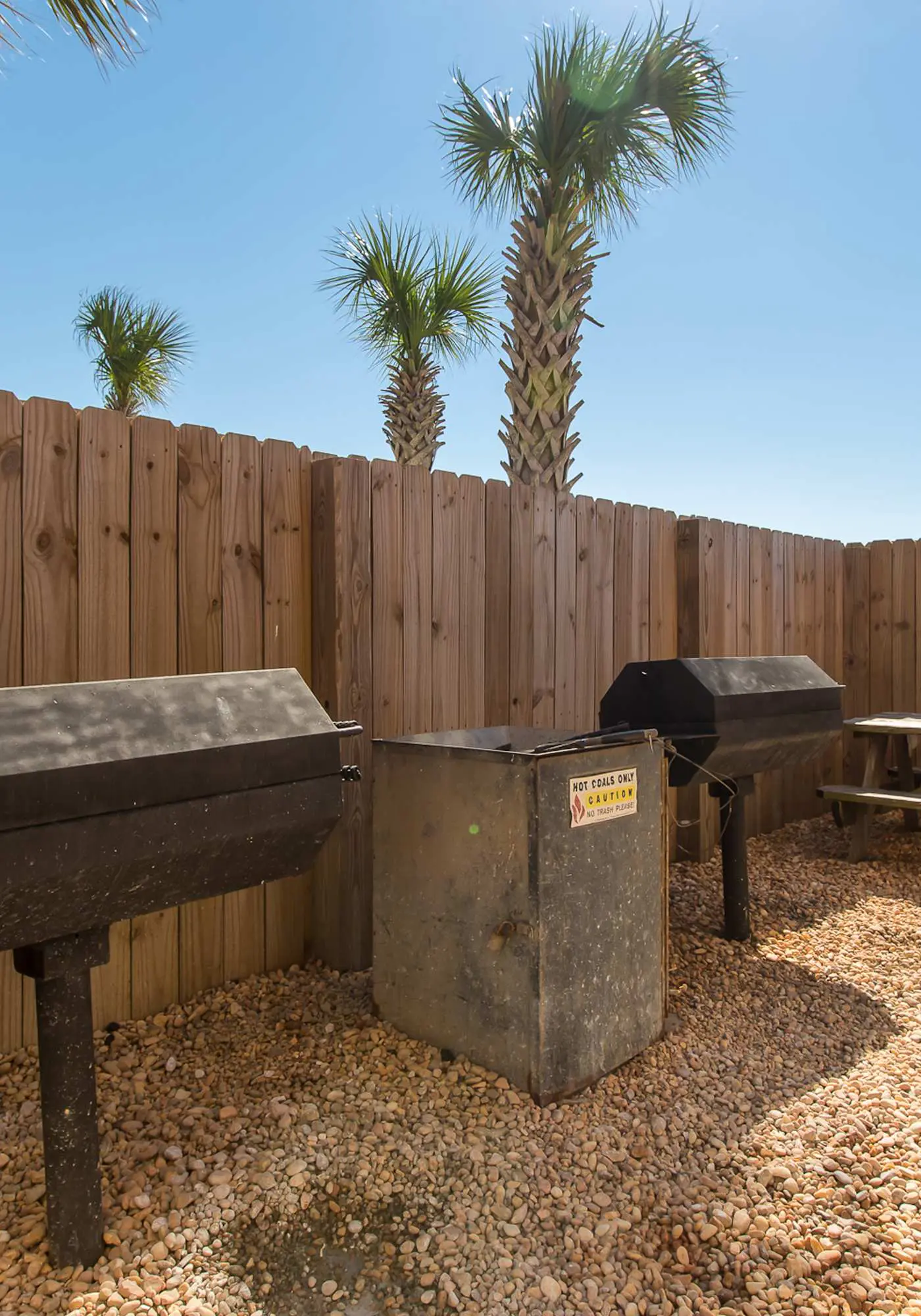 Gulf front beach condo with multiple community pools & sauna