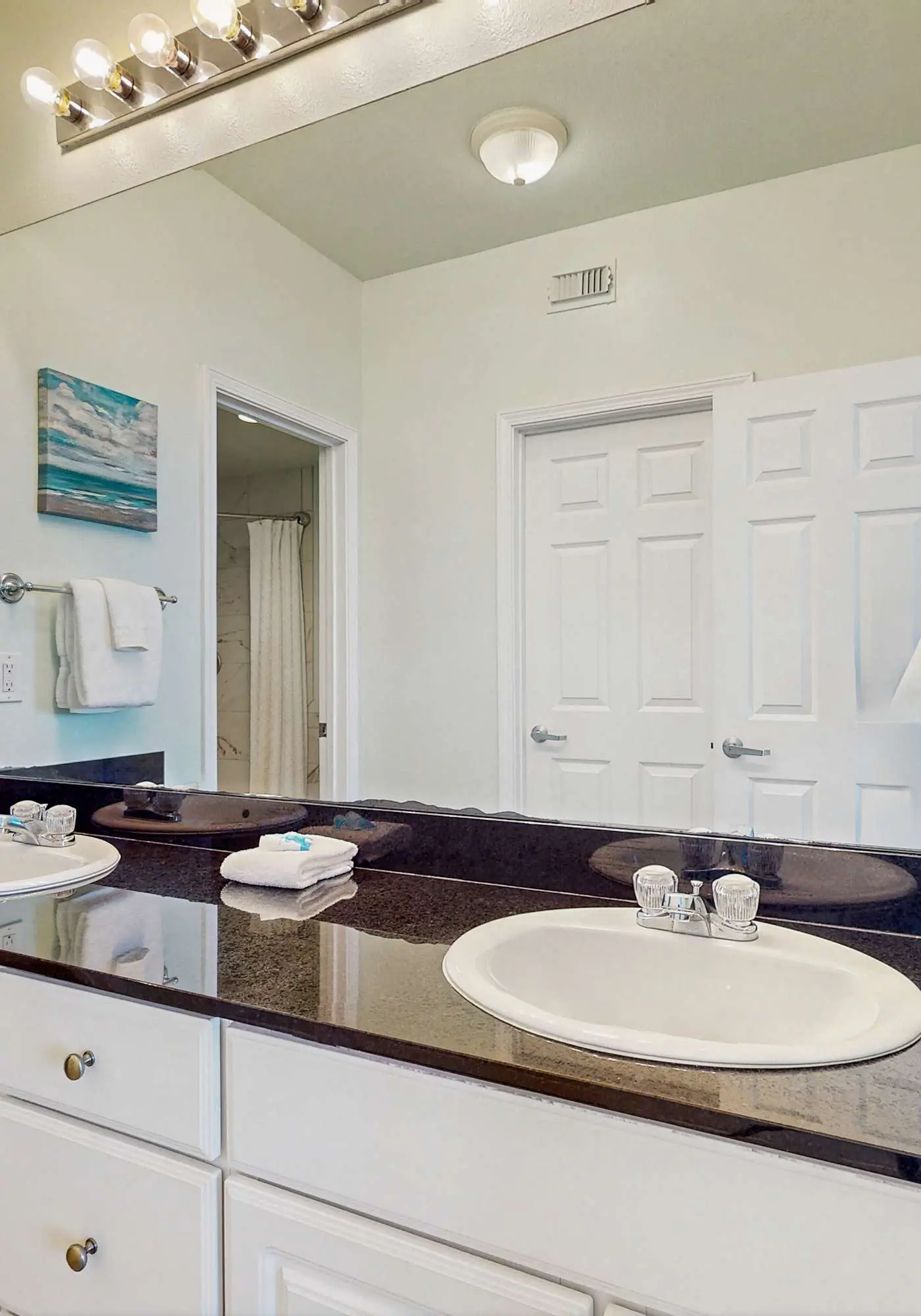 Gulf front beach condo with multiple community pools & sauna