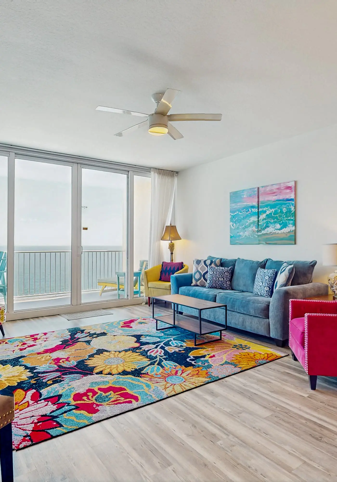 Gulf front beach condo with multiple community pools & sauna