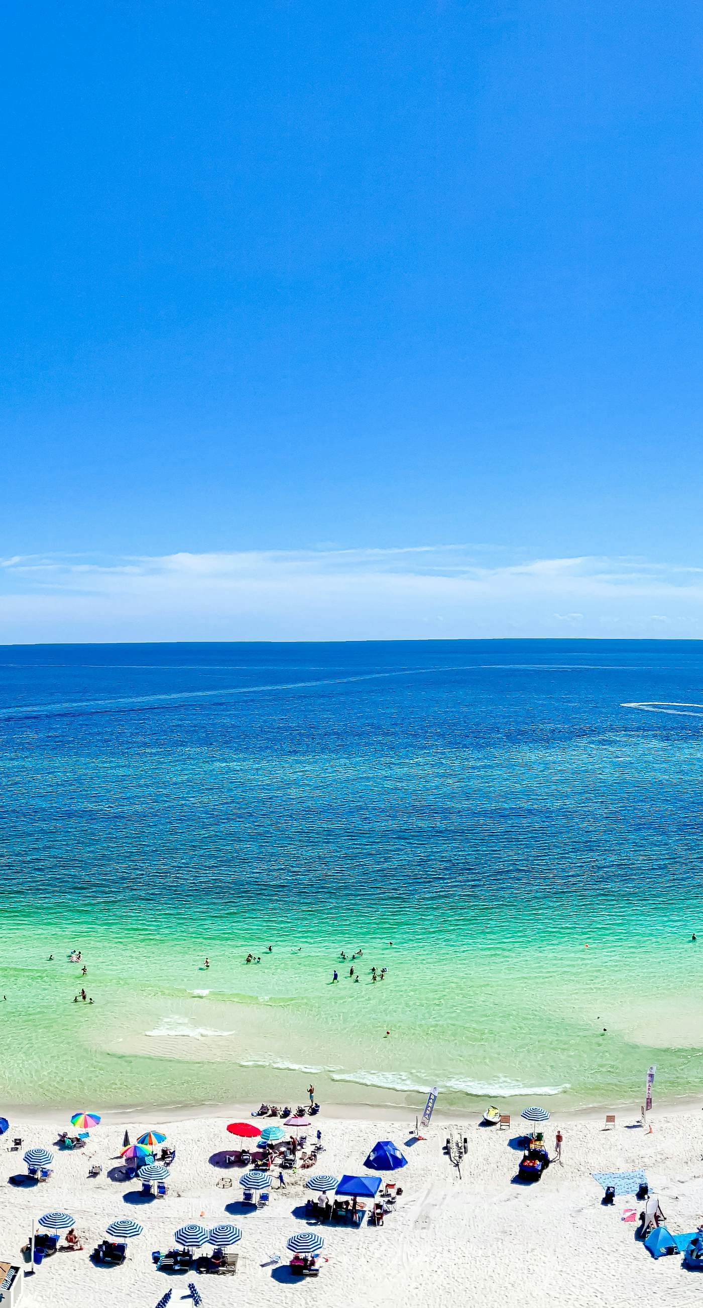 Waterfront condo w/ swim through indoor/outdoor community pools, hot tub & sauna