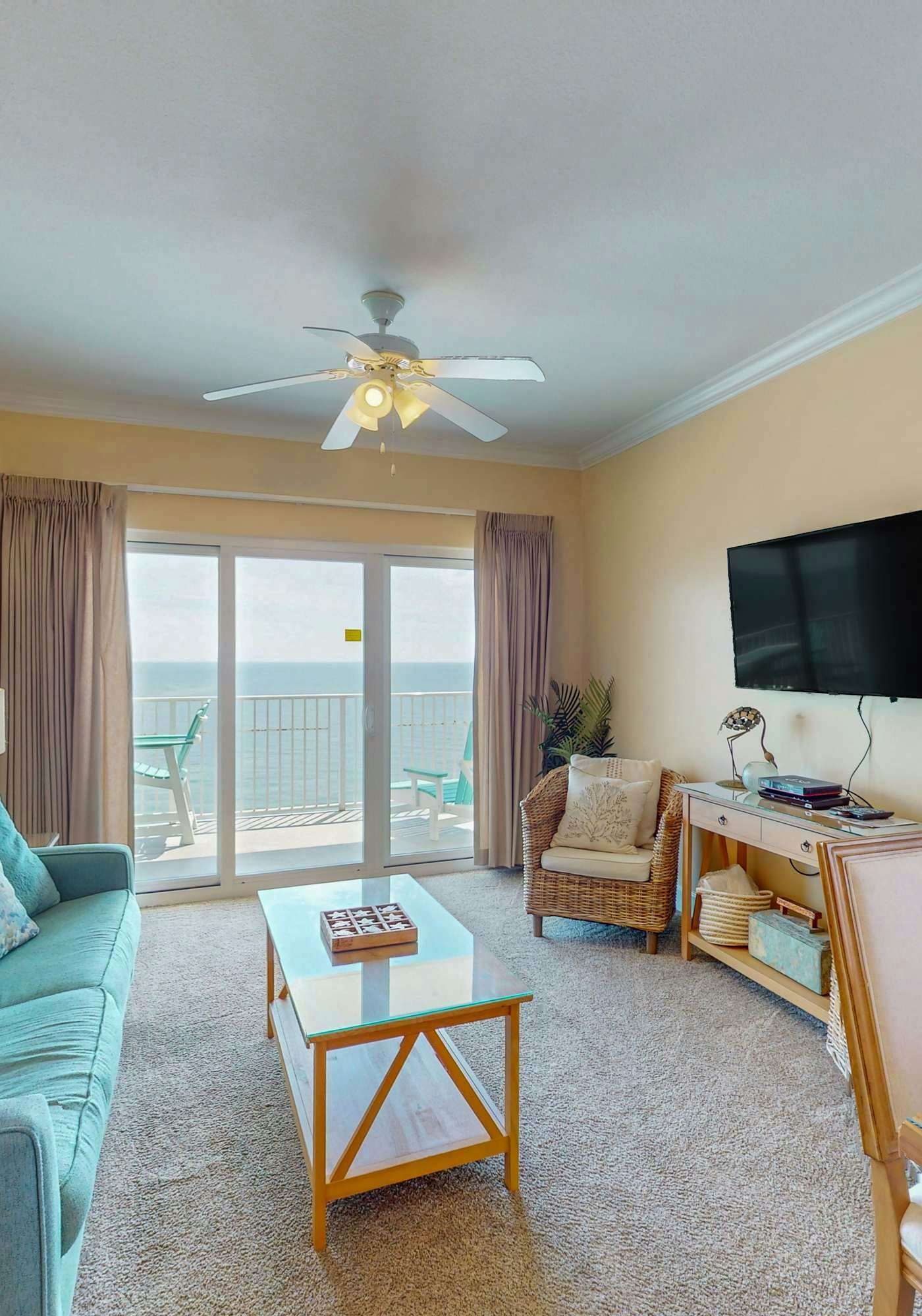 Waterfront condo w/ swim through indoor/outdoor community pools, hot tub & sauna