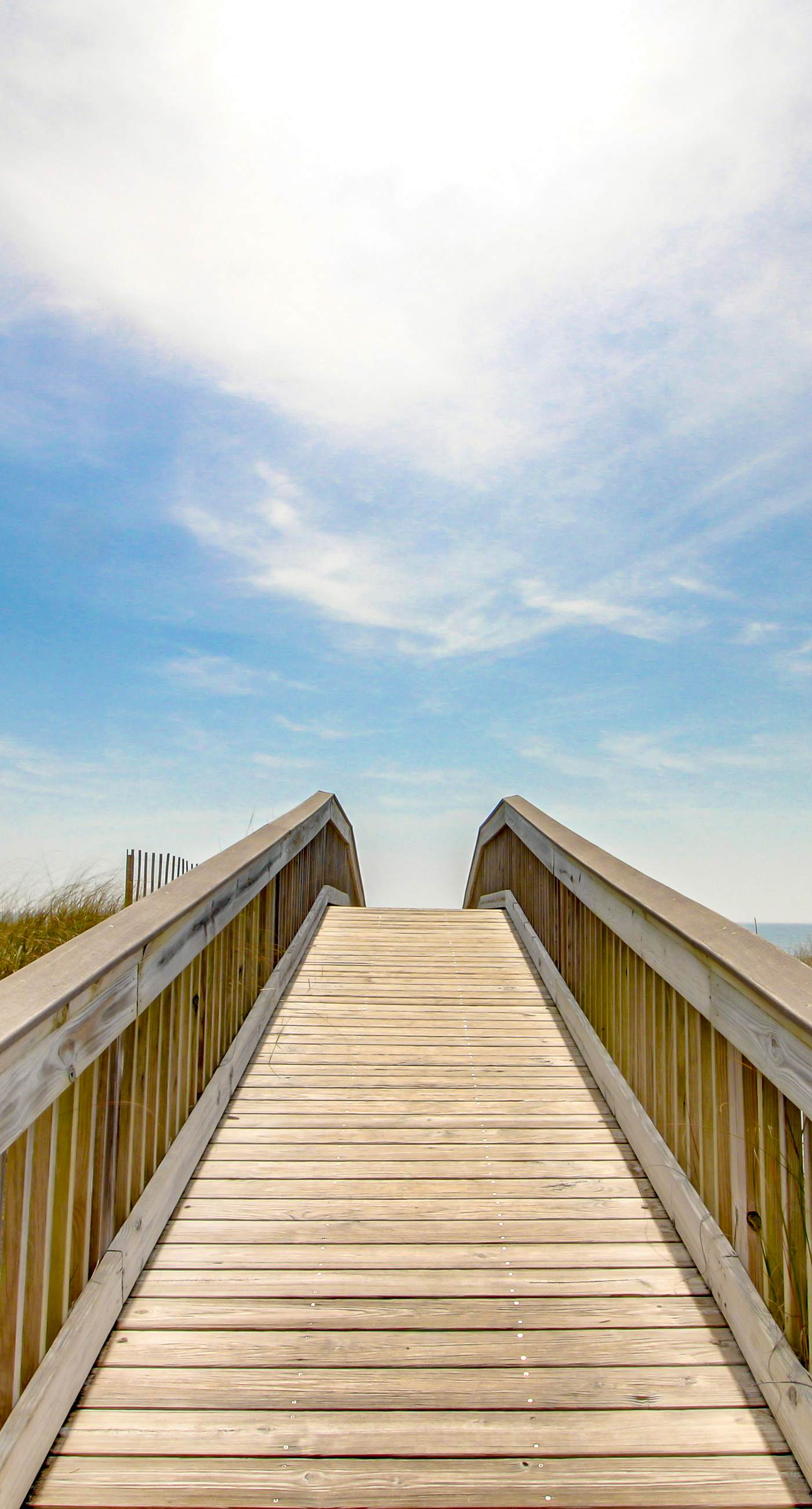 Spacious beachfront condo with outdoor pool & Gulf views