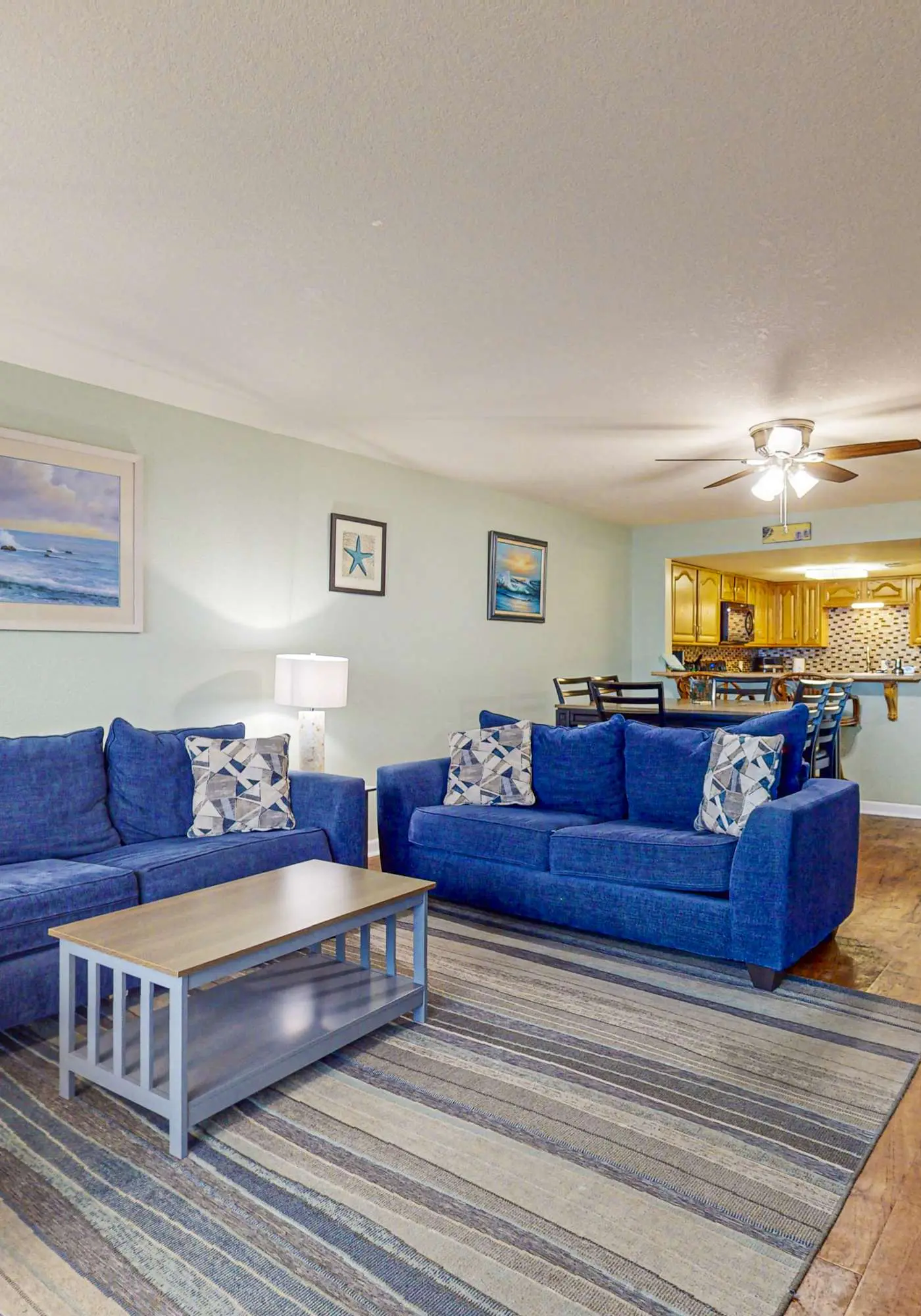 Spacious beachfront condo with outdoor pool & Gulf views