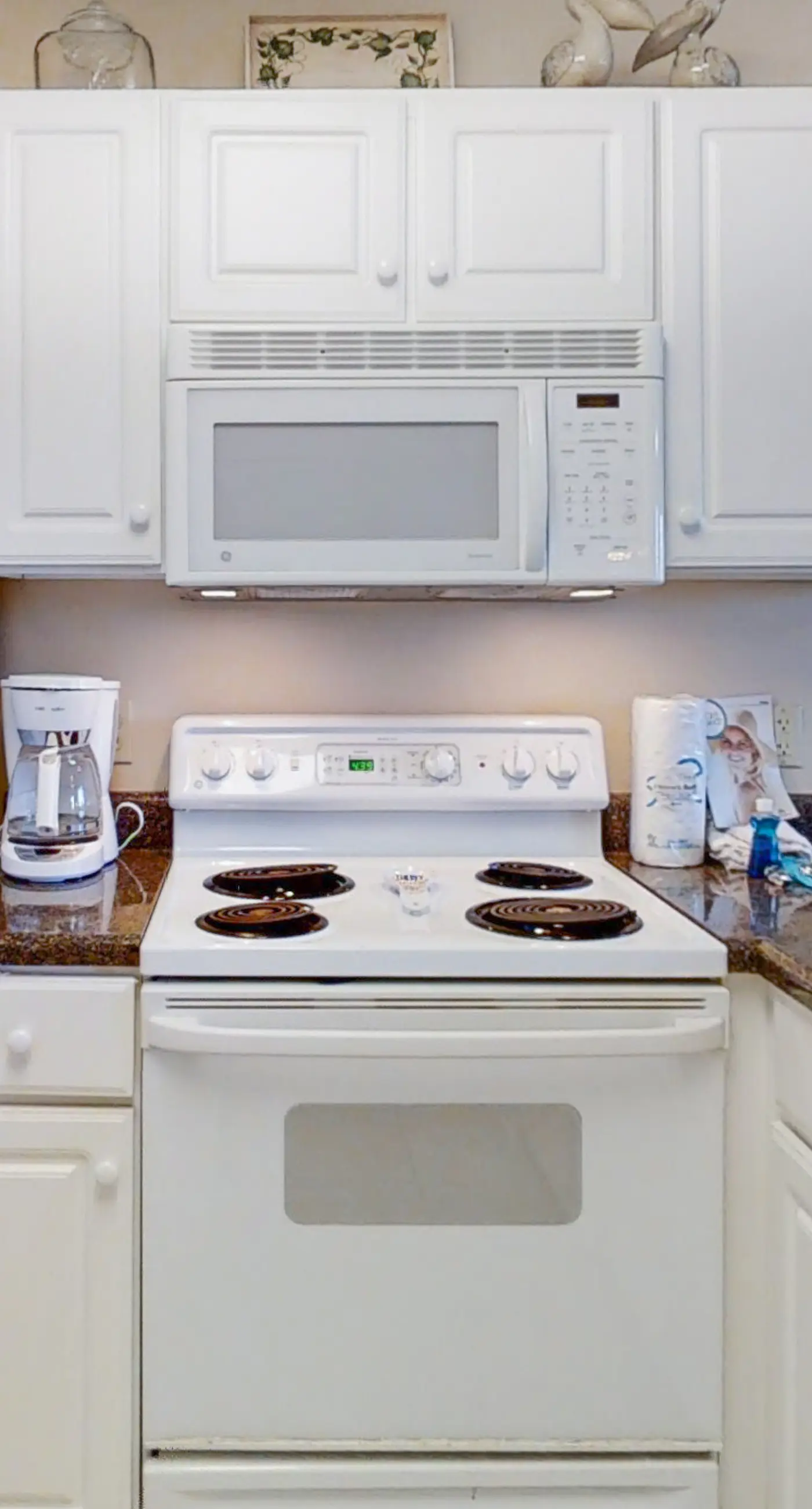 Snowbird-Friendly Condo w/Beach Access, Shared Outdoor Pool, Private Balcony