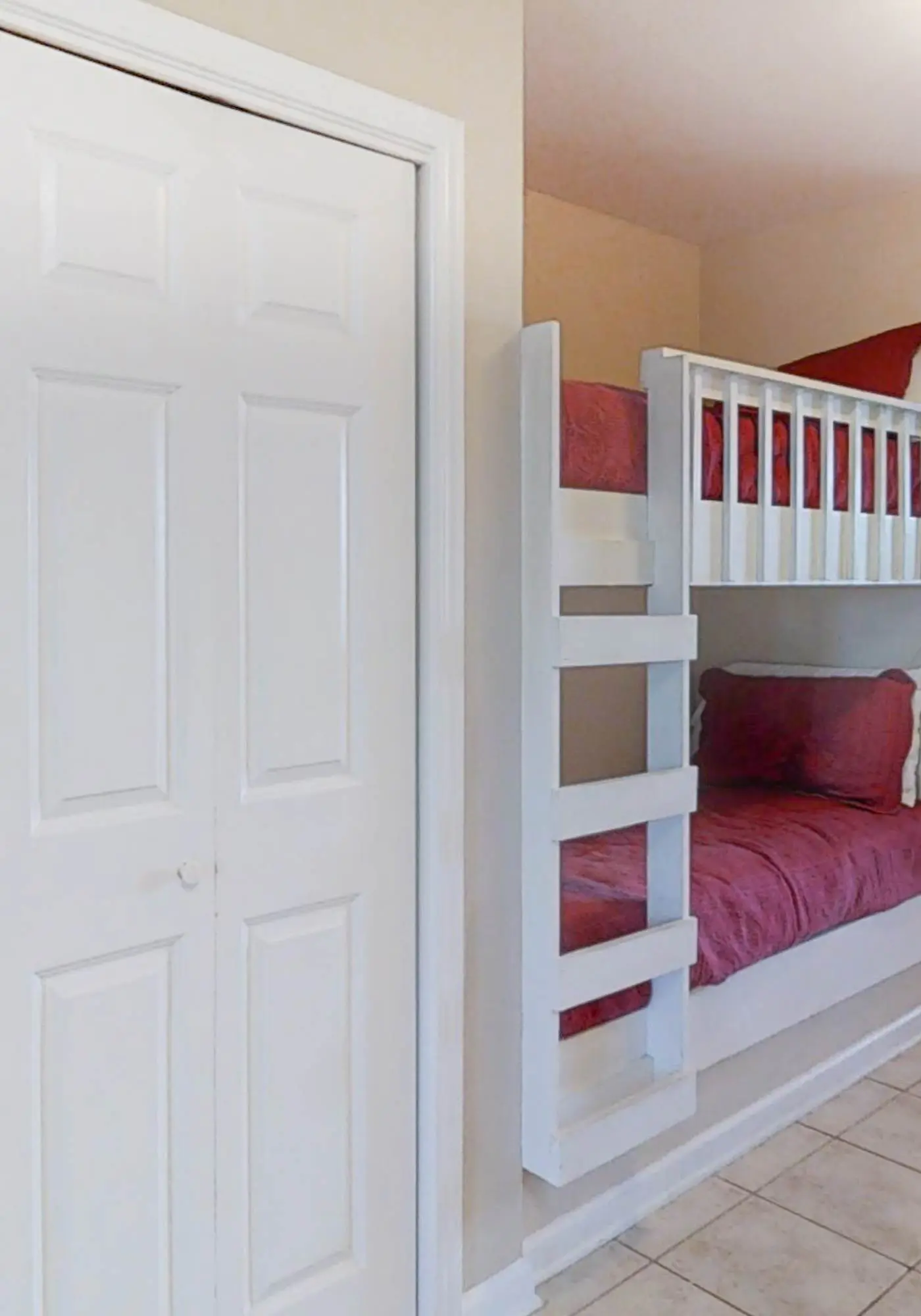 Snowbird-Friendly Condo w/Beach Access, Shared Outdoor Pool, Private Balcony