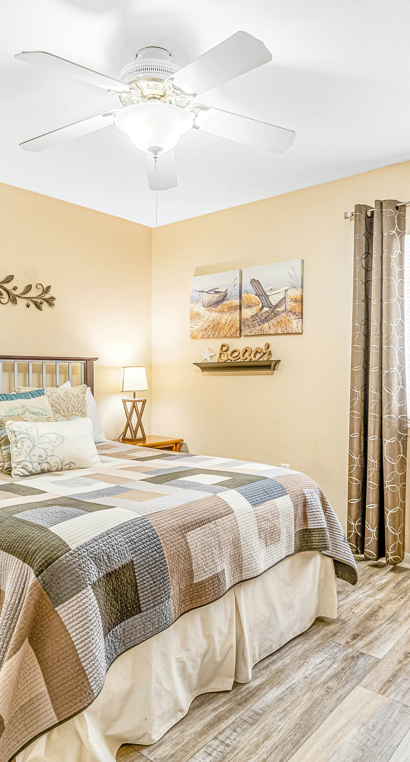 Sunny, Gulf-front beach condo with central AC & a pool