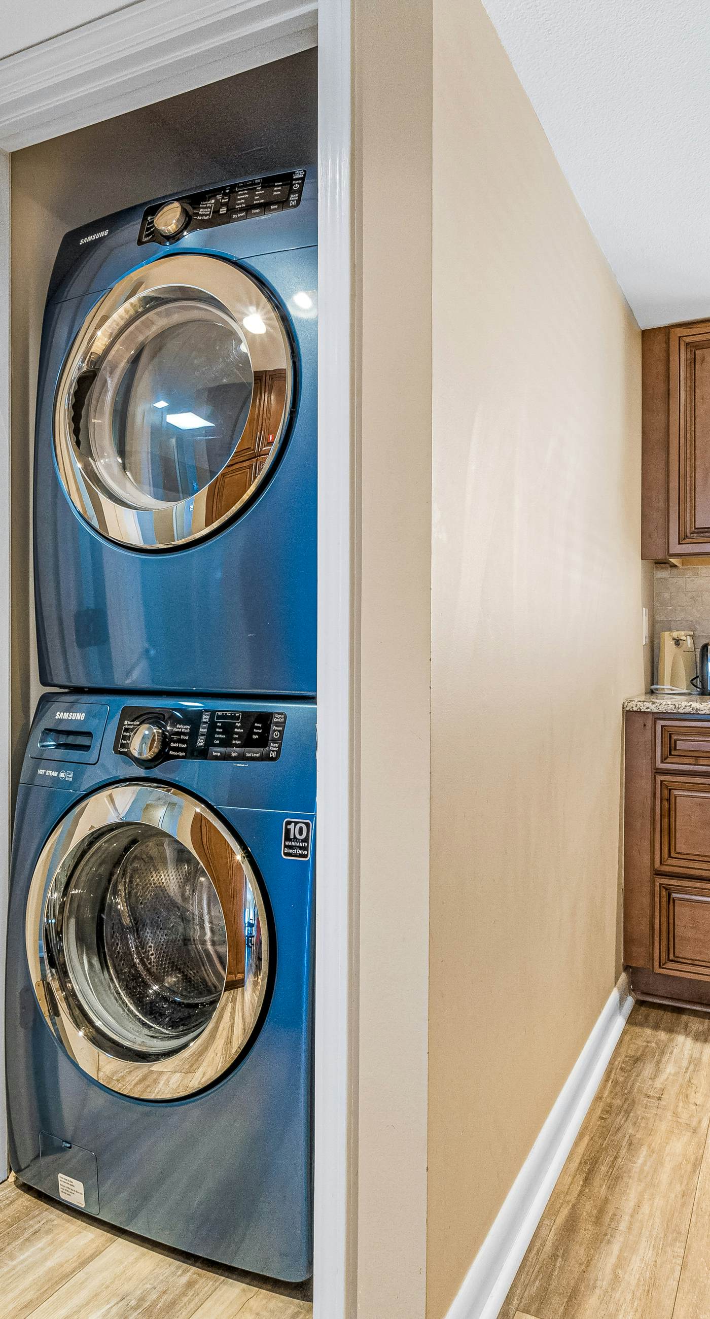 Sunny, Gulf-front beach condo with central AC & a pool