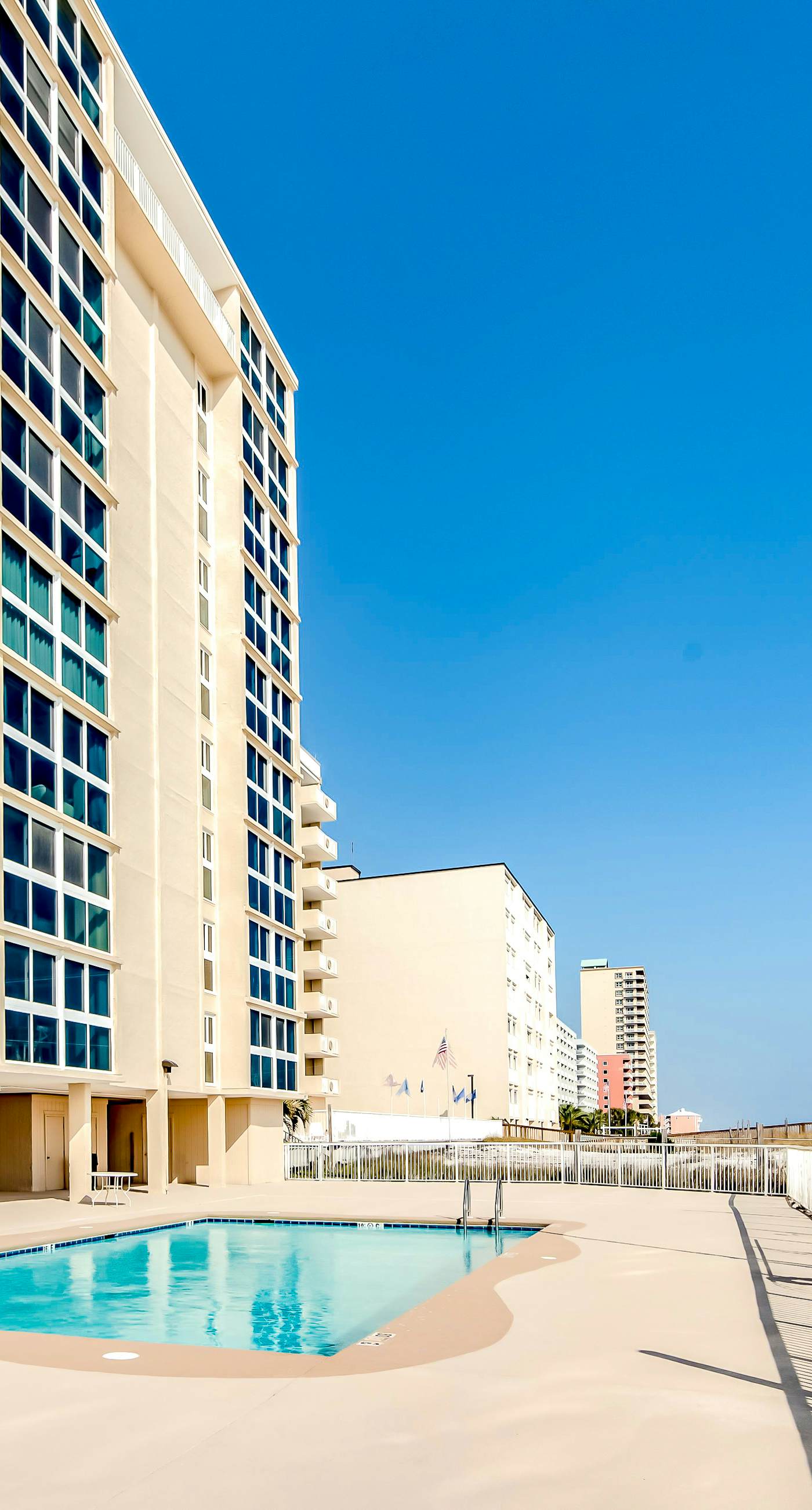 Sunny, Gulf-front beach condo with central AC & a pool