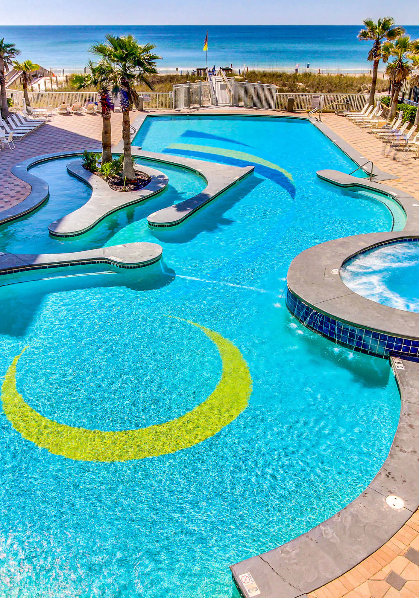 Bright & breezy condo with Gulf view, pools & beach access