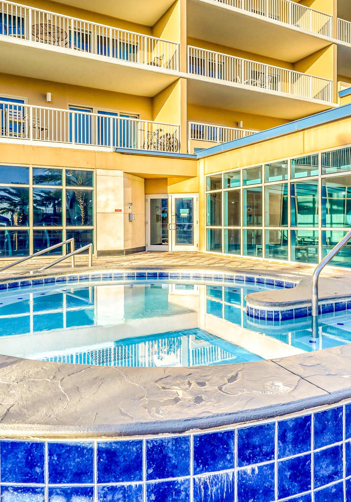 Bright & breezy condo with Gulf view, pools & beach access