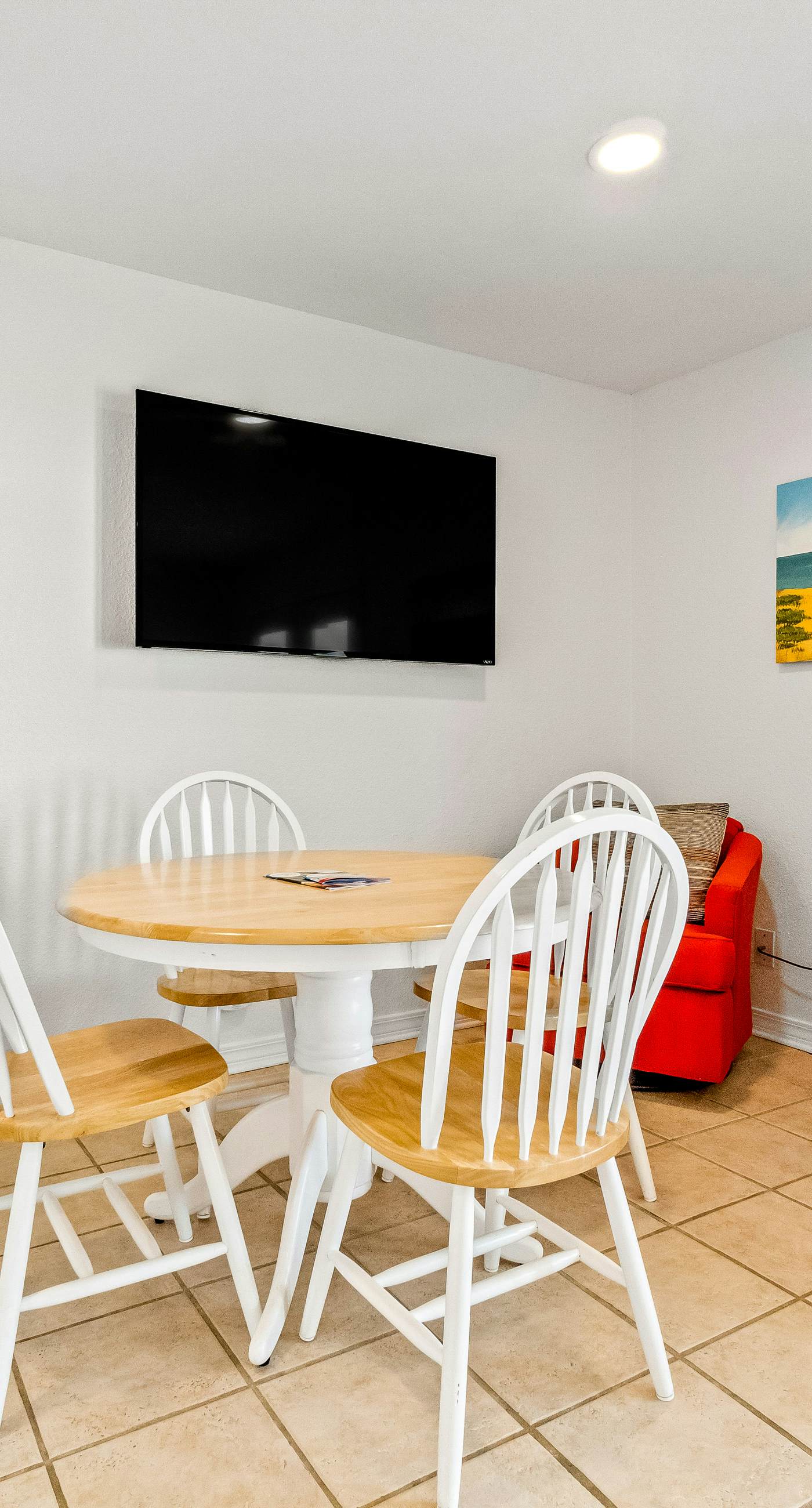 Amazing Condo wFree WiFi, Central AC, Shared Pool, Deck, Water Views