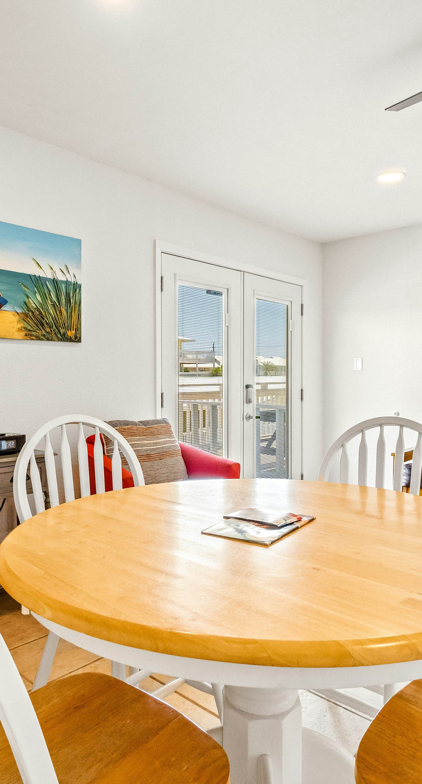 Amazing Condo wFree WiFi, Central AC, Shared Pool, Deck, Water Views