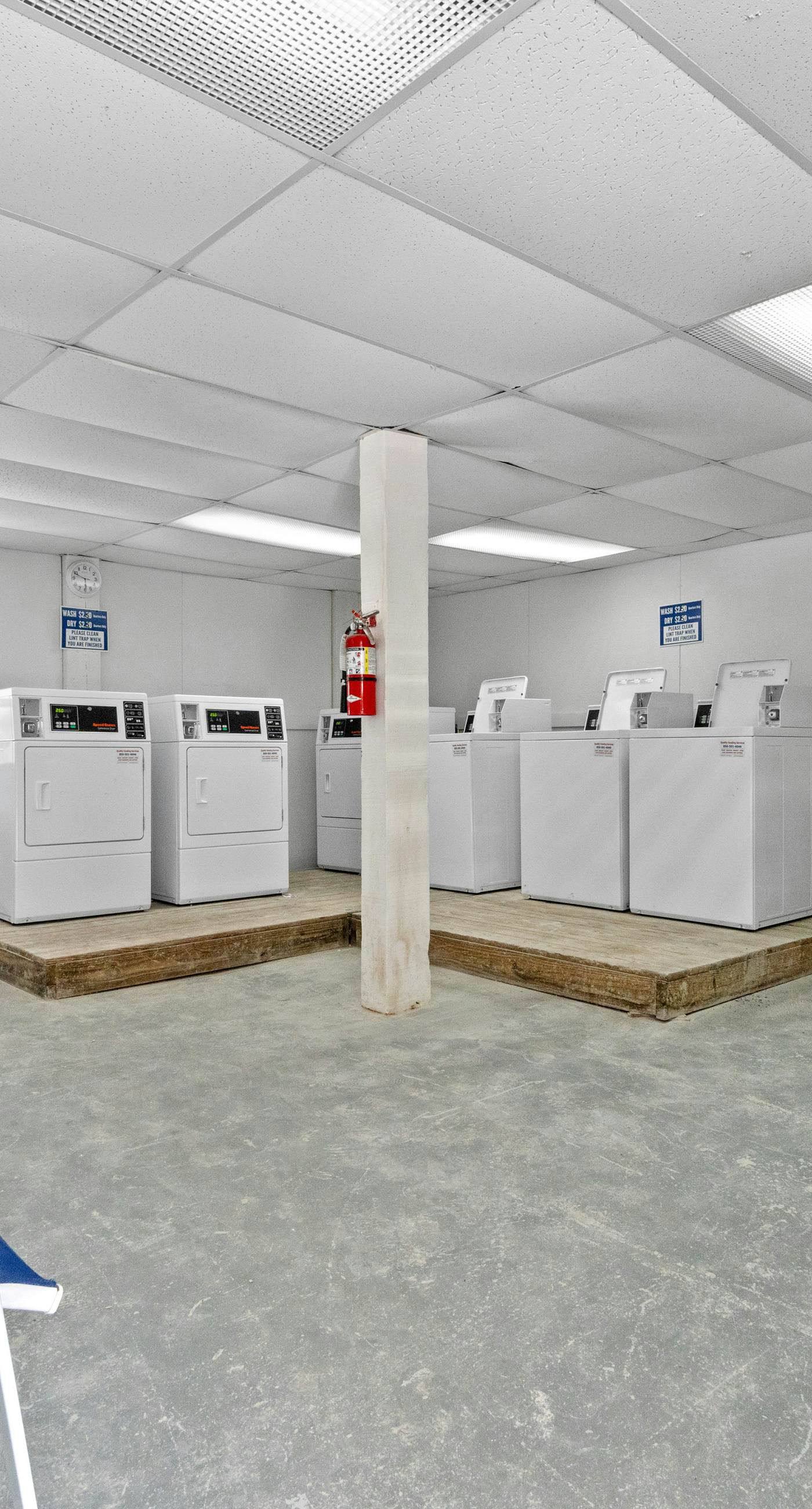 Amazing Condo wFree WiFi, Central AC, Shared Pool, Deck, Water Views