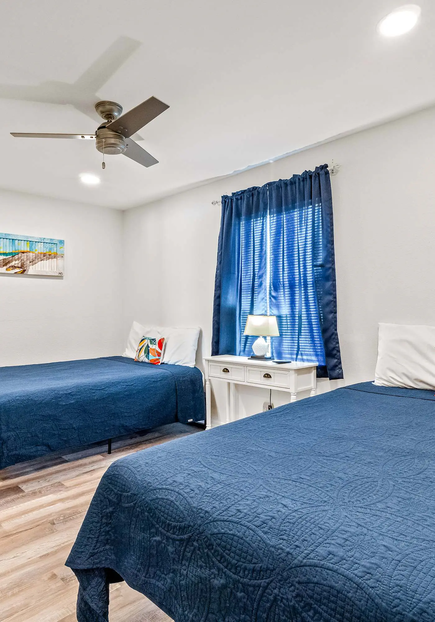 Amazing Condo wFree WiFi, Central AC, Shared Pool, Deck, Water Views