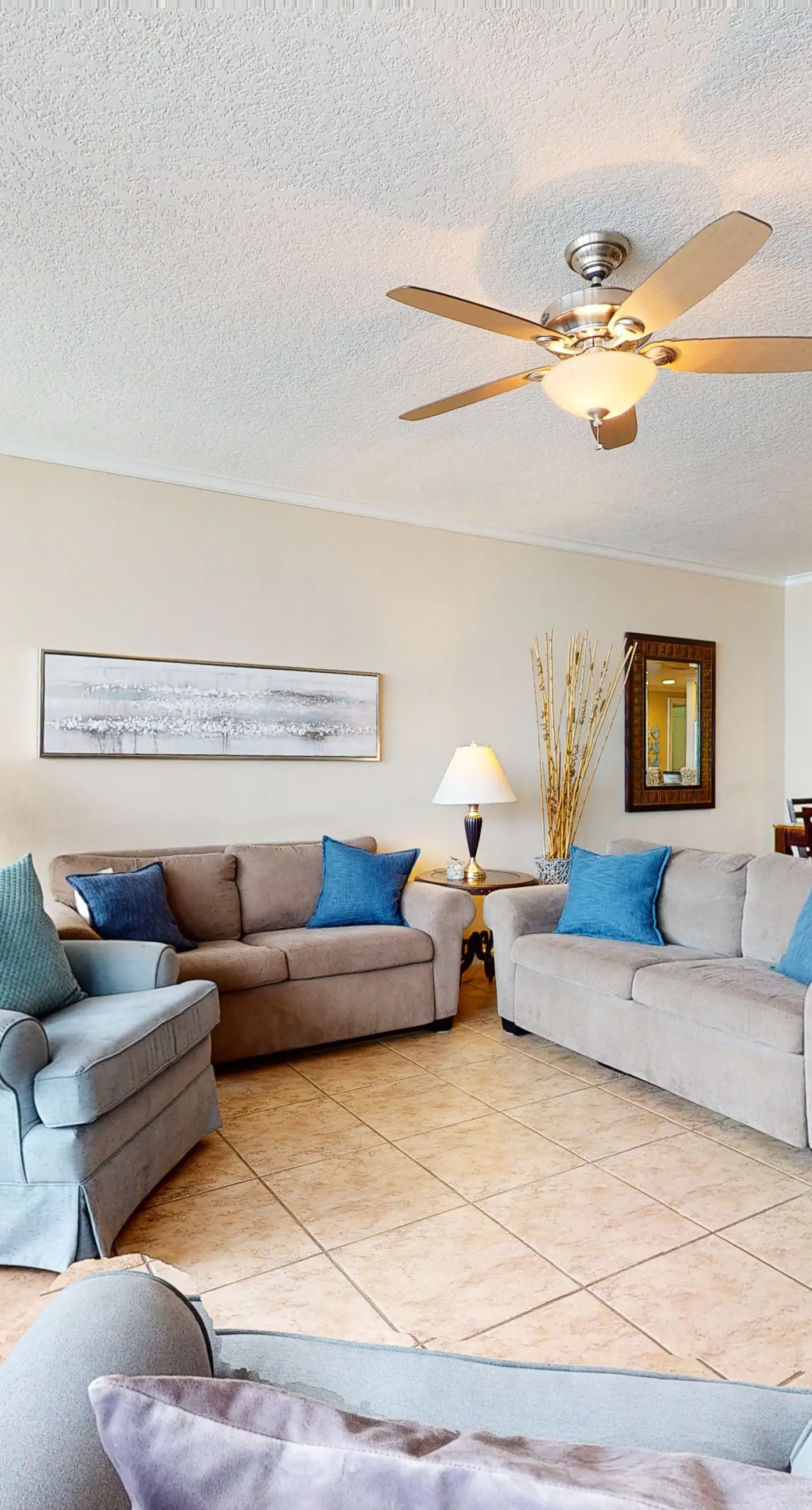 Close to Beach The Colonnades, Stellar Gulf-Front Gem, Pool, Sauna, Gym