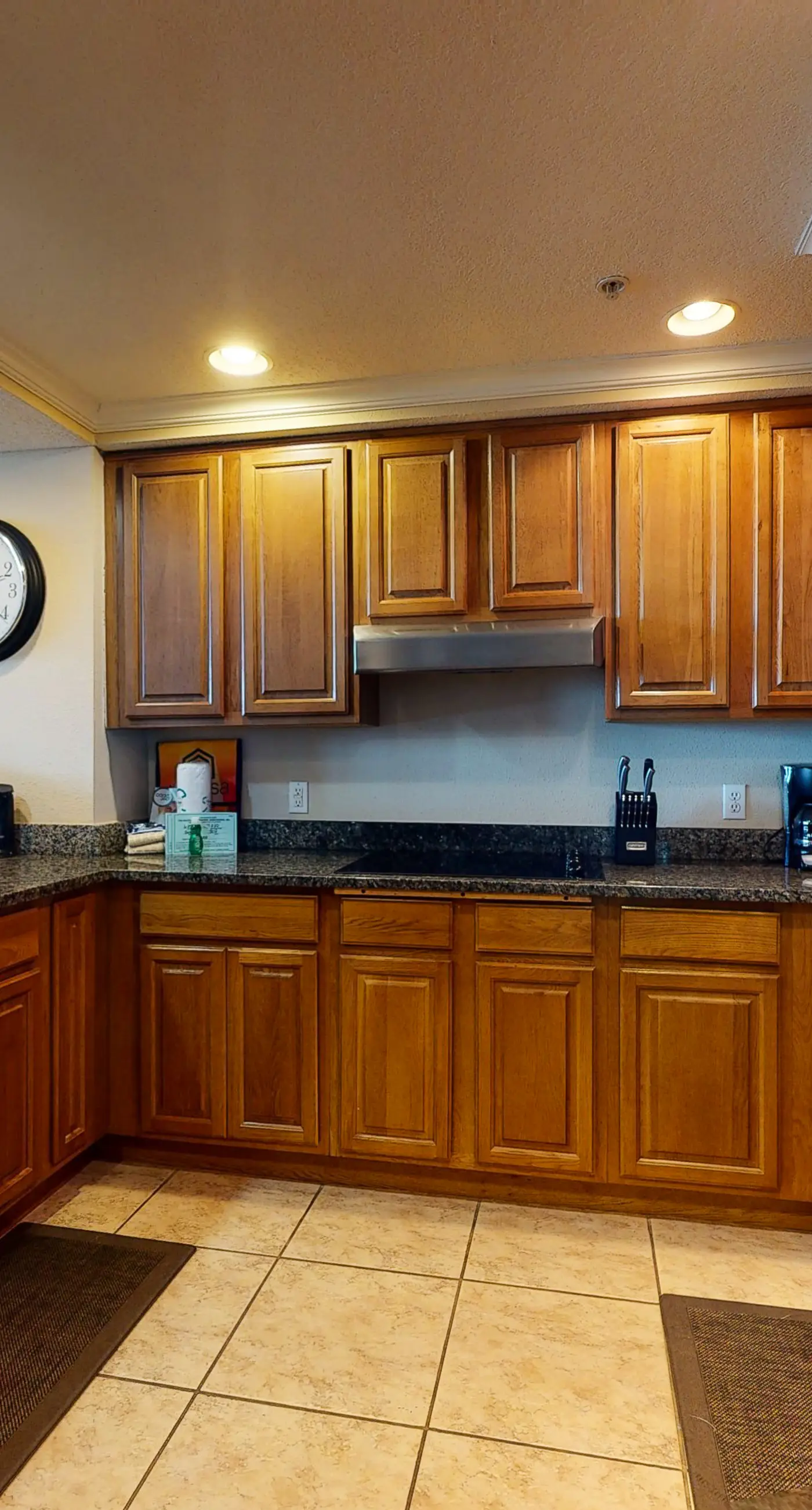 Close to Beach The Colonnades, Stellar Gulf-Front Gem, Pool, Sauna, Gym