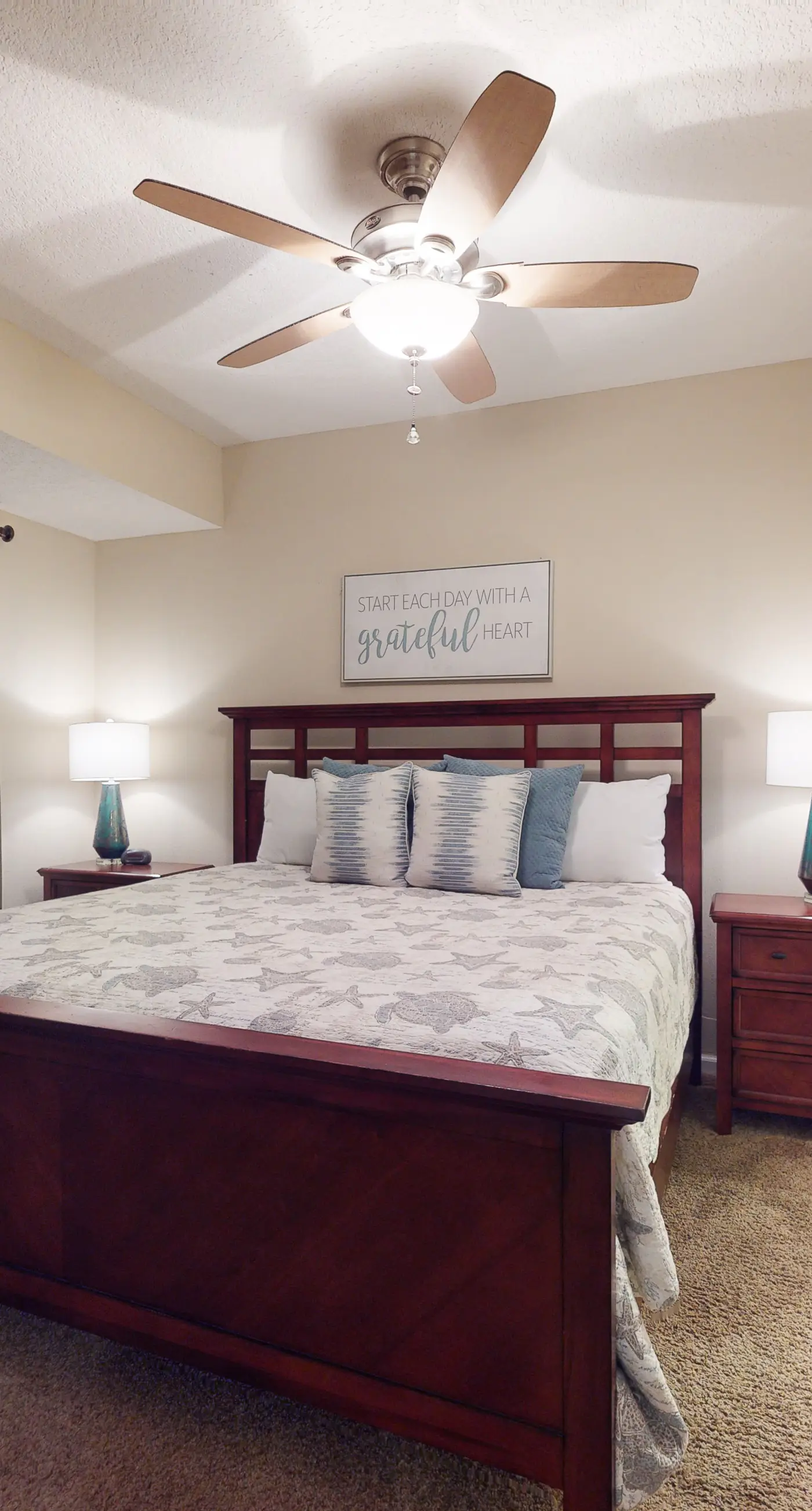 Close to Beach The Colonnades, Stellar Gulf-Front Gem, Pool, Sauna, Gym