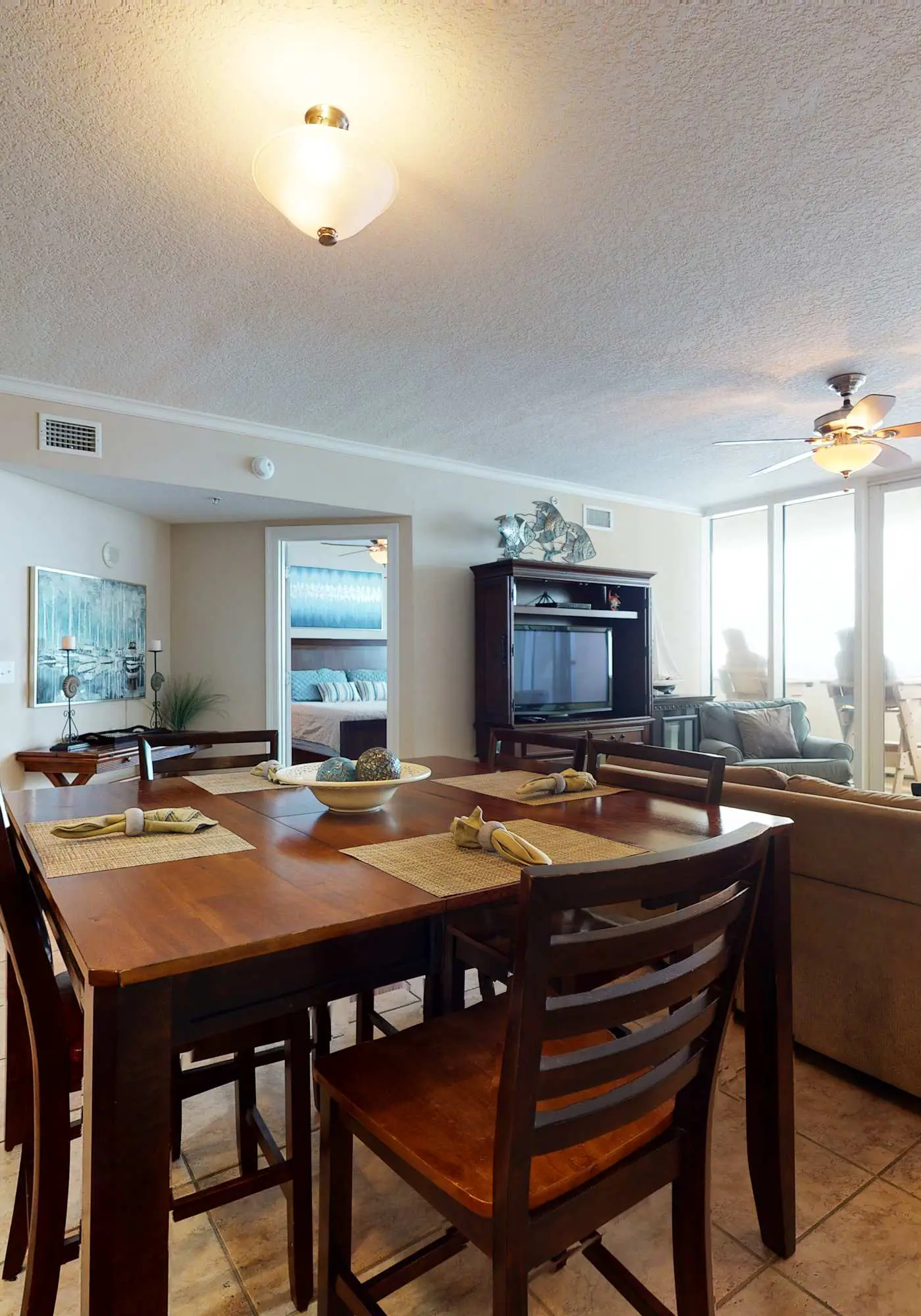 Close to Beach The Colonnades, Stellar Gulf-Front Gem, Pool, Sauna, Gym