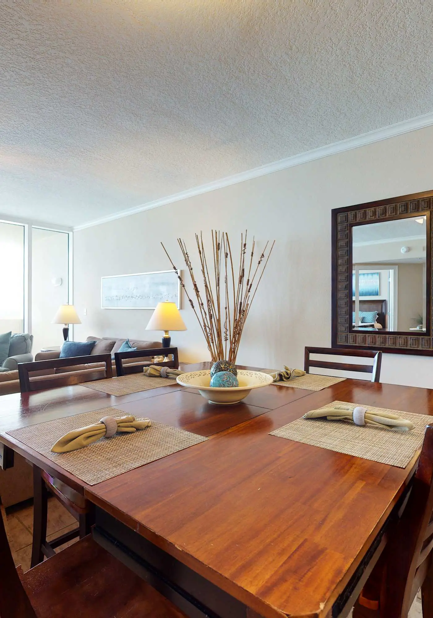 Close to Beach The Colonnades, Stellar Gulf-Front Gem, Pool, Sauna, Gym