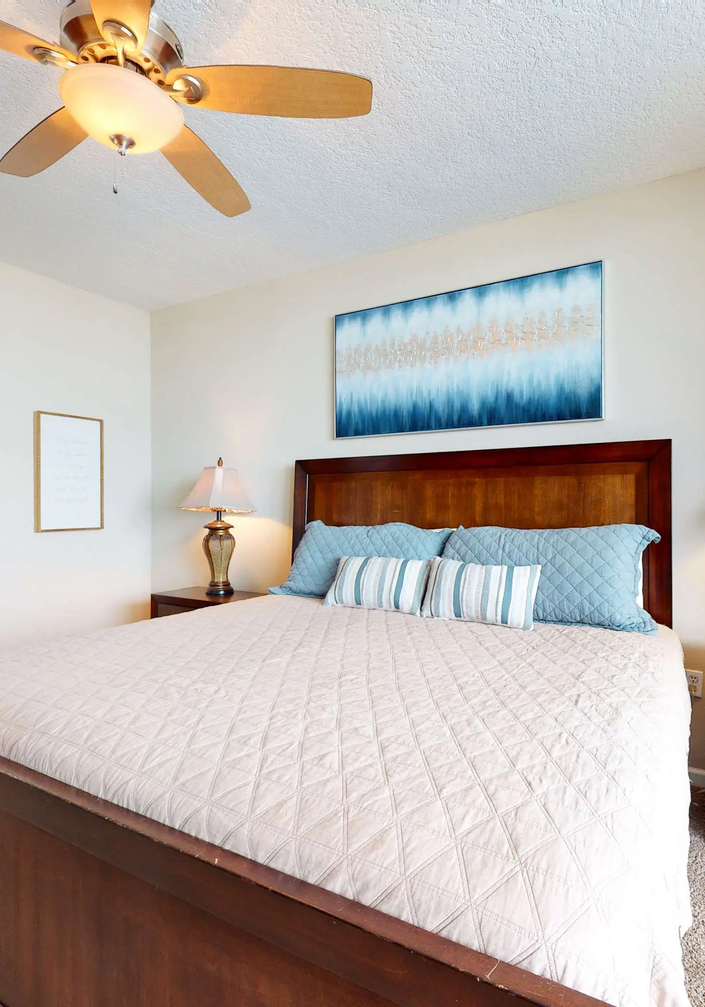 Close to Beach The Colonnades, Stellar Gulf-Front Gem, Pool, Sauna, Gym