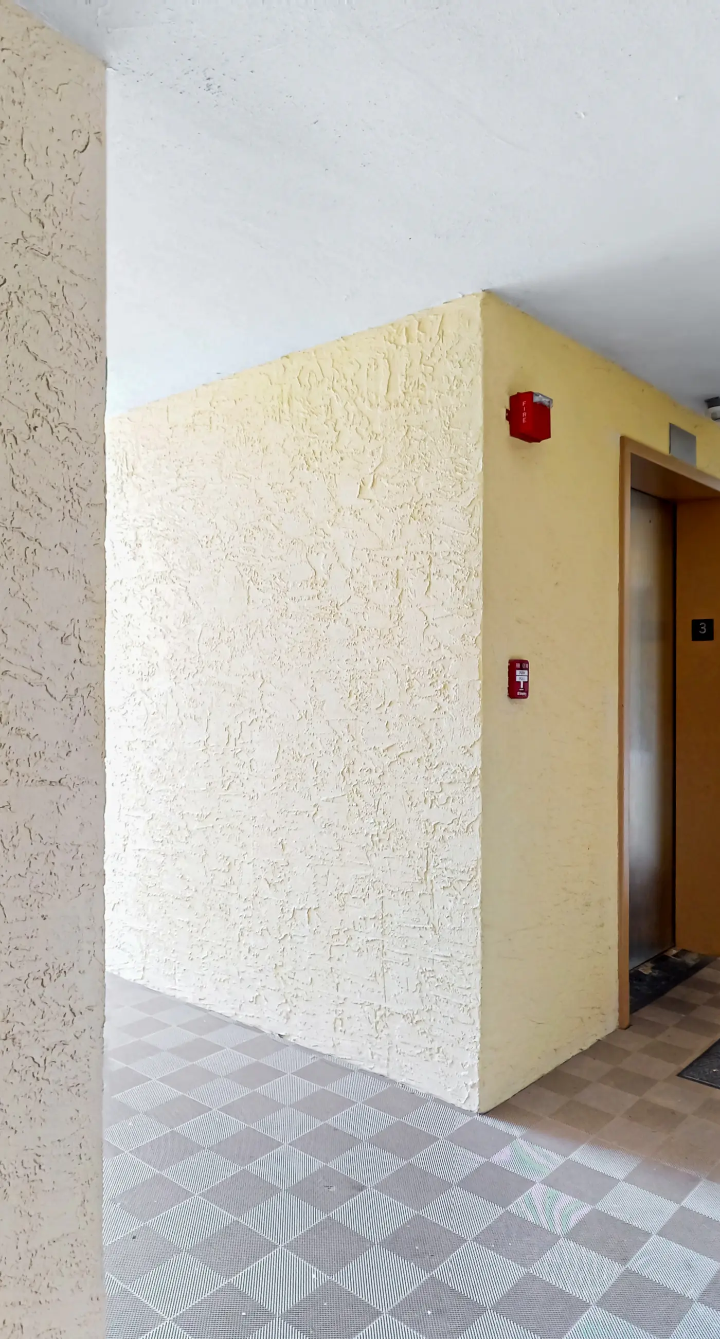 Gulf-front 3rd-floor condo with outdoor pool, central AC, & balcony