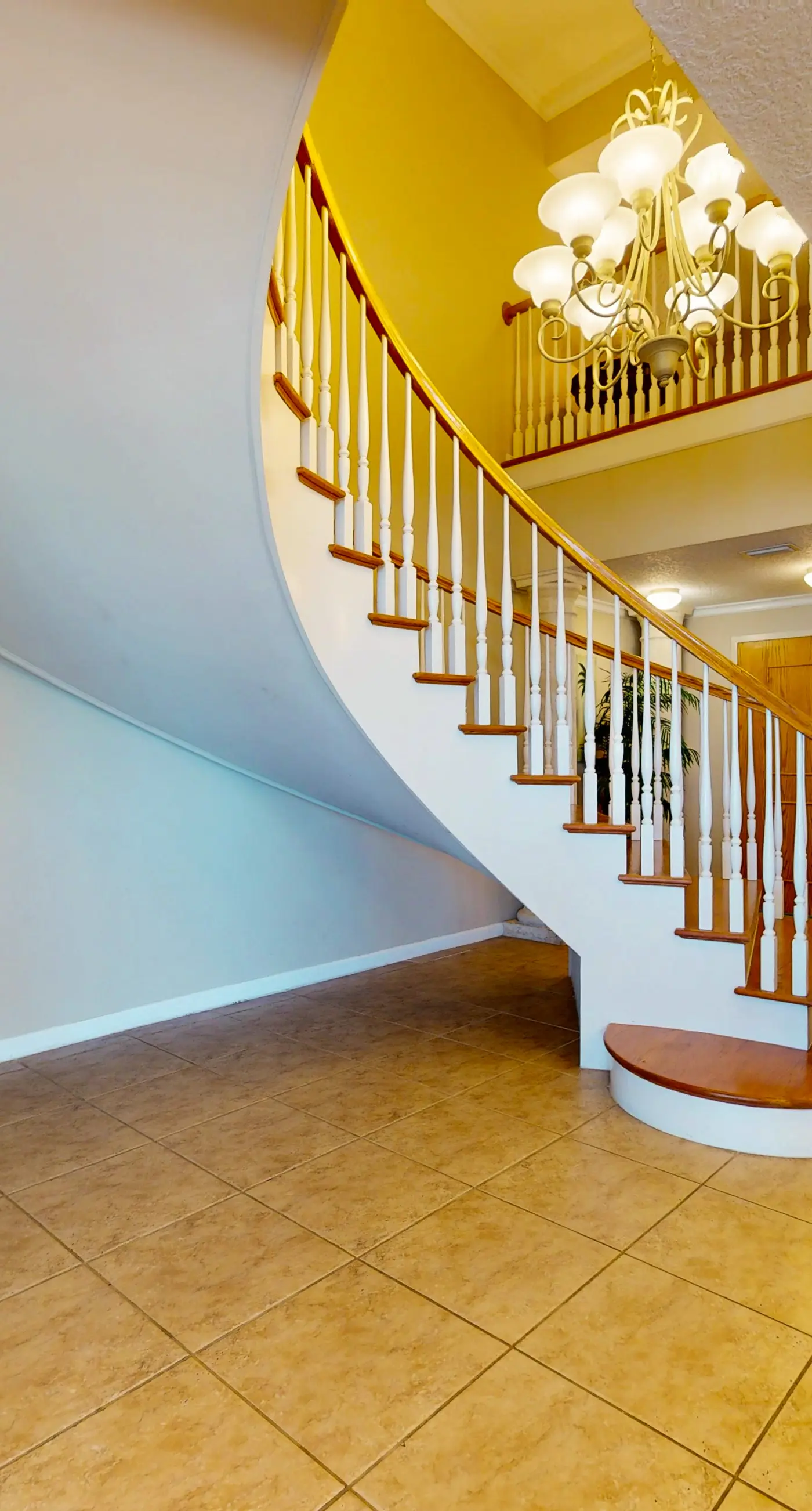 Gulf-Front Condo with Shared Outdoor Pool, Private Balcony, Great Views, Central AC