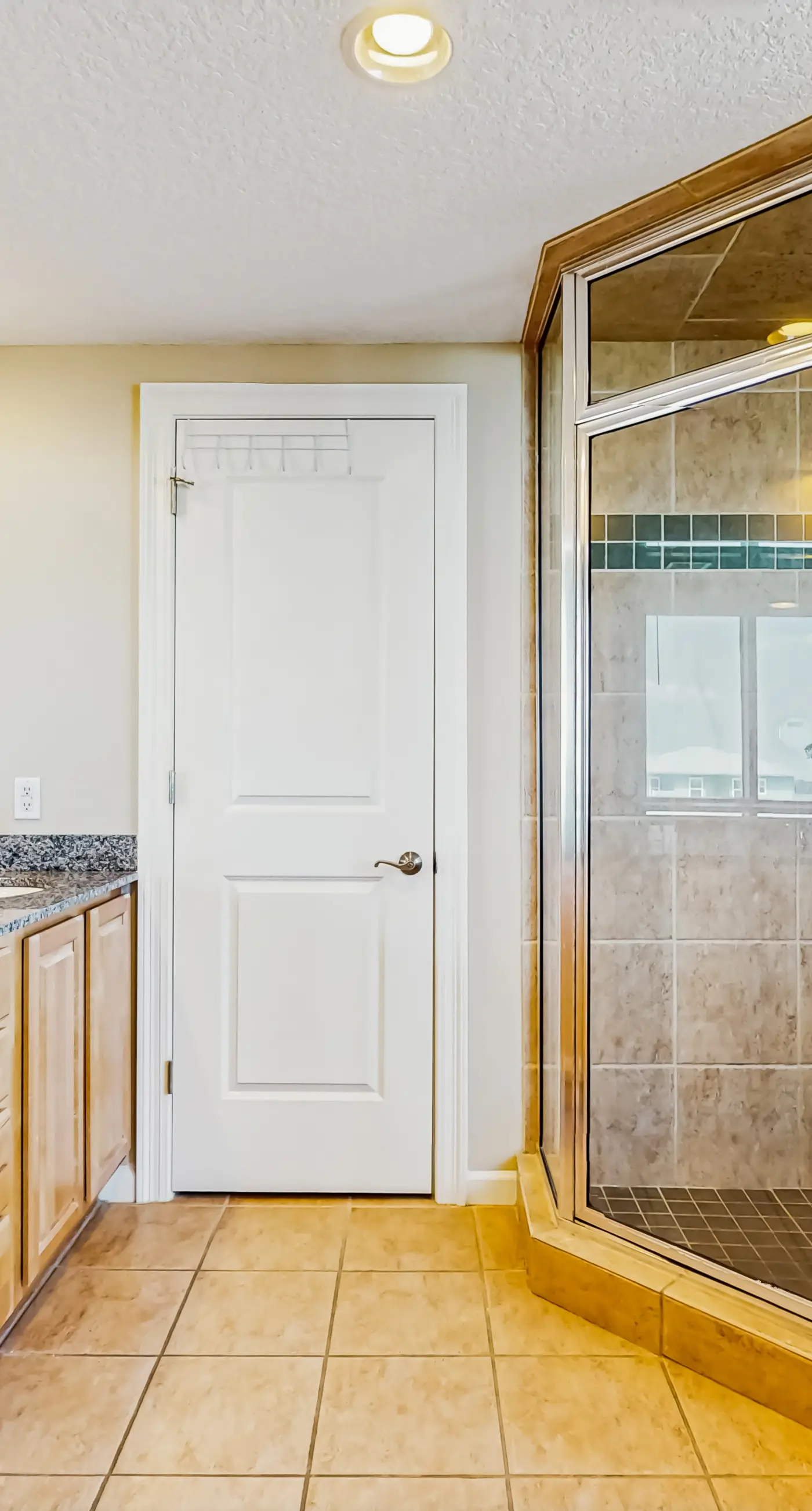 Gulf-Front Condo with Shared Outdoor Pool, Private Balcony, Great Views, Central AC